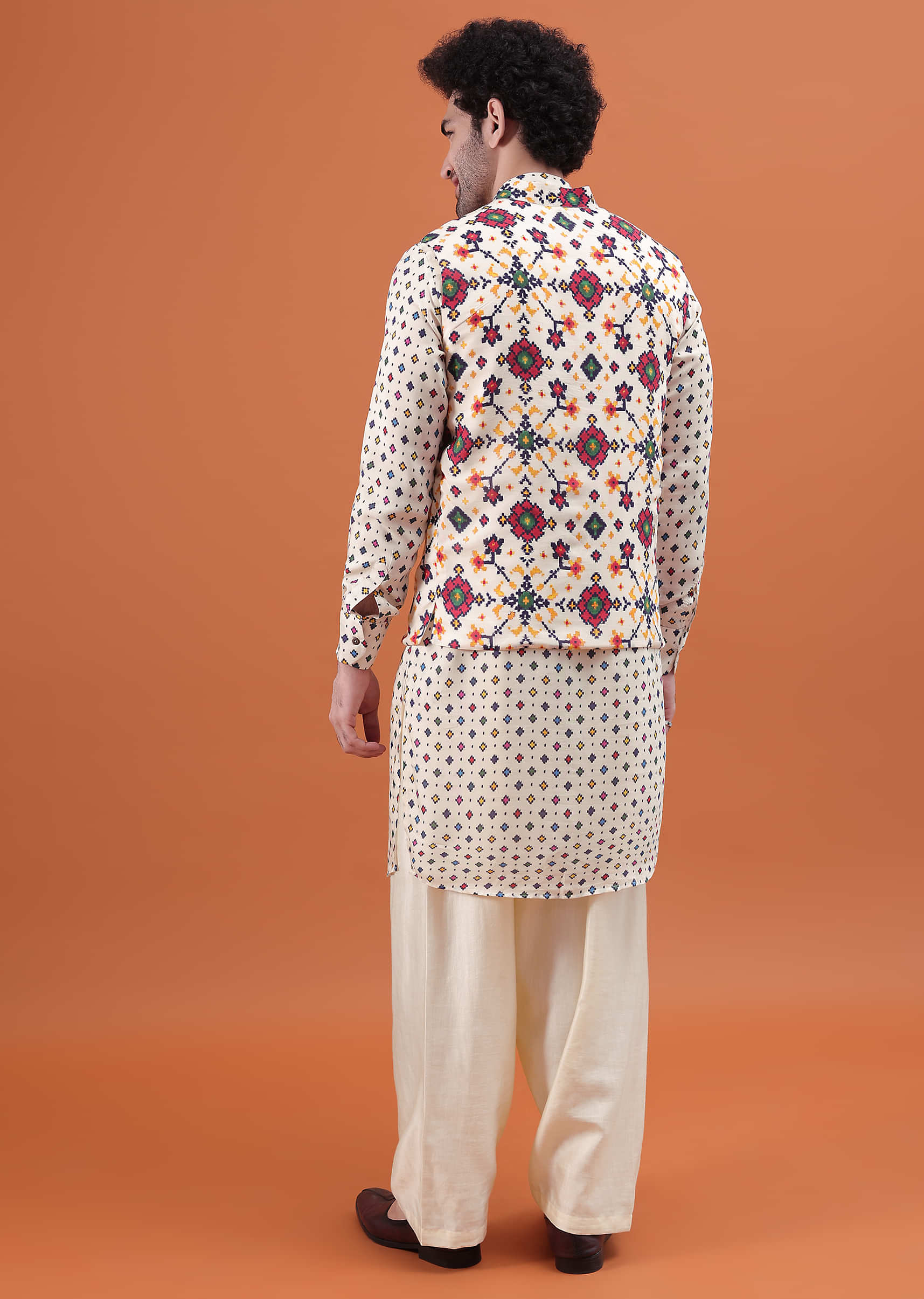 ivory_printed_kurta_jacket_set_for_men-sg227812_2_babe6fba-ac06-4721-991e-07aec6b99f49.jpg