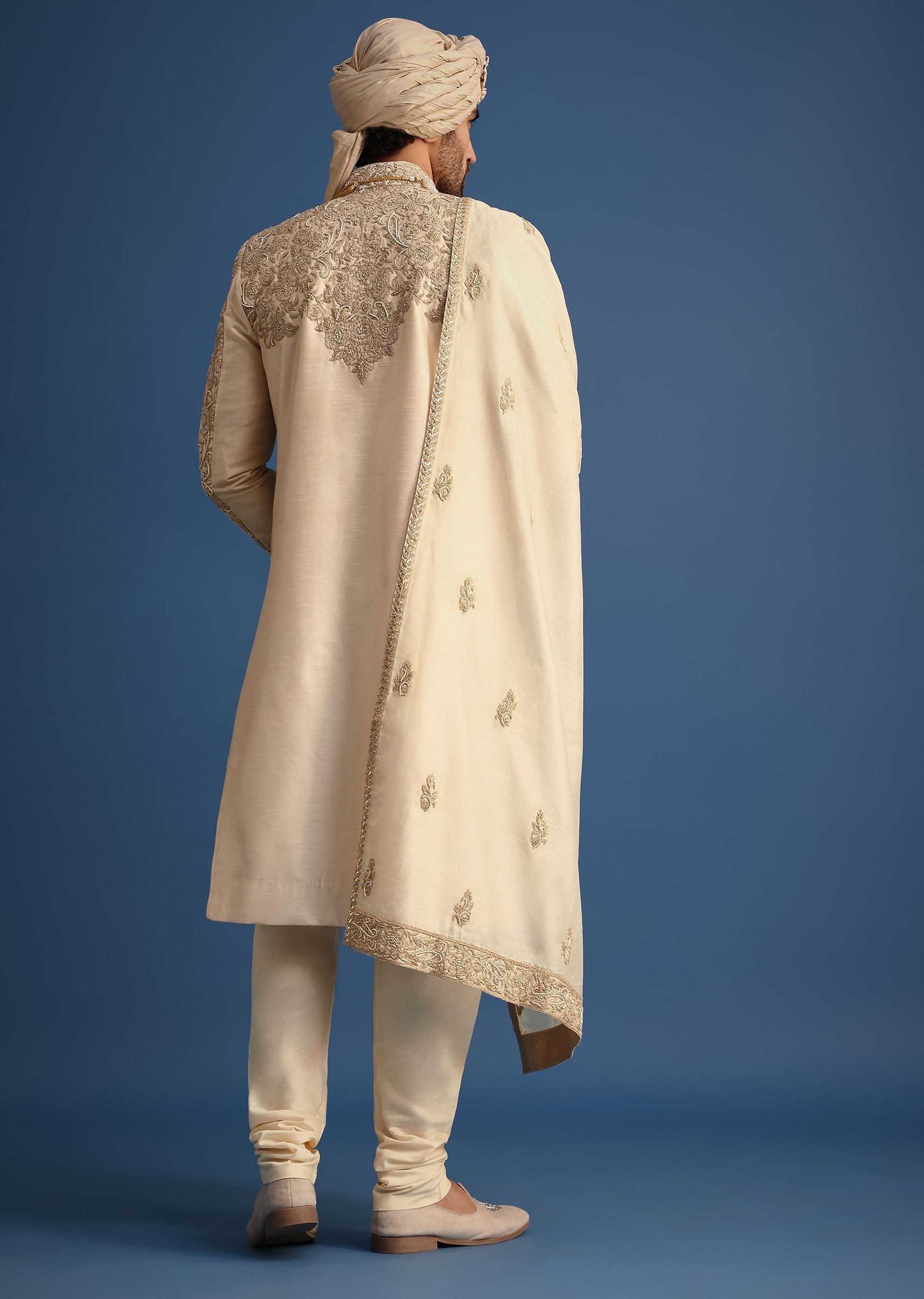 ivory_sherwani_suit_with_beads_and_zari_work-sg234509_5_998f7839-036d-44b8-9022-5866c2d49413.jpg
