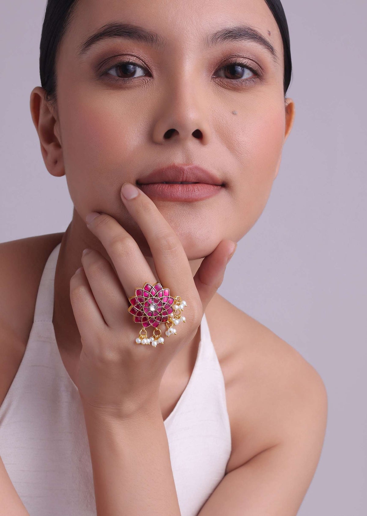 jadau_kundan_ring_with_ruby_onyx_stones-sg145850_2_5e5a30a8-2e40-49d8-84db-a8e3d39e7b4c.jpg