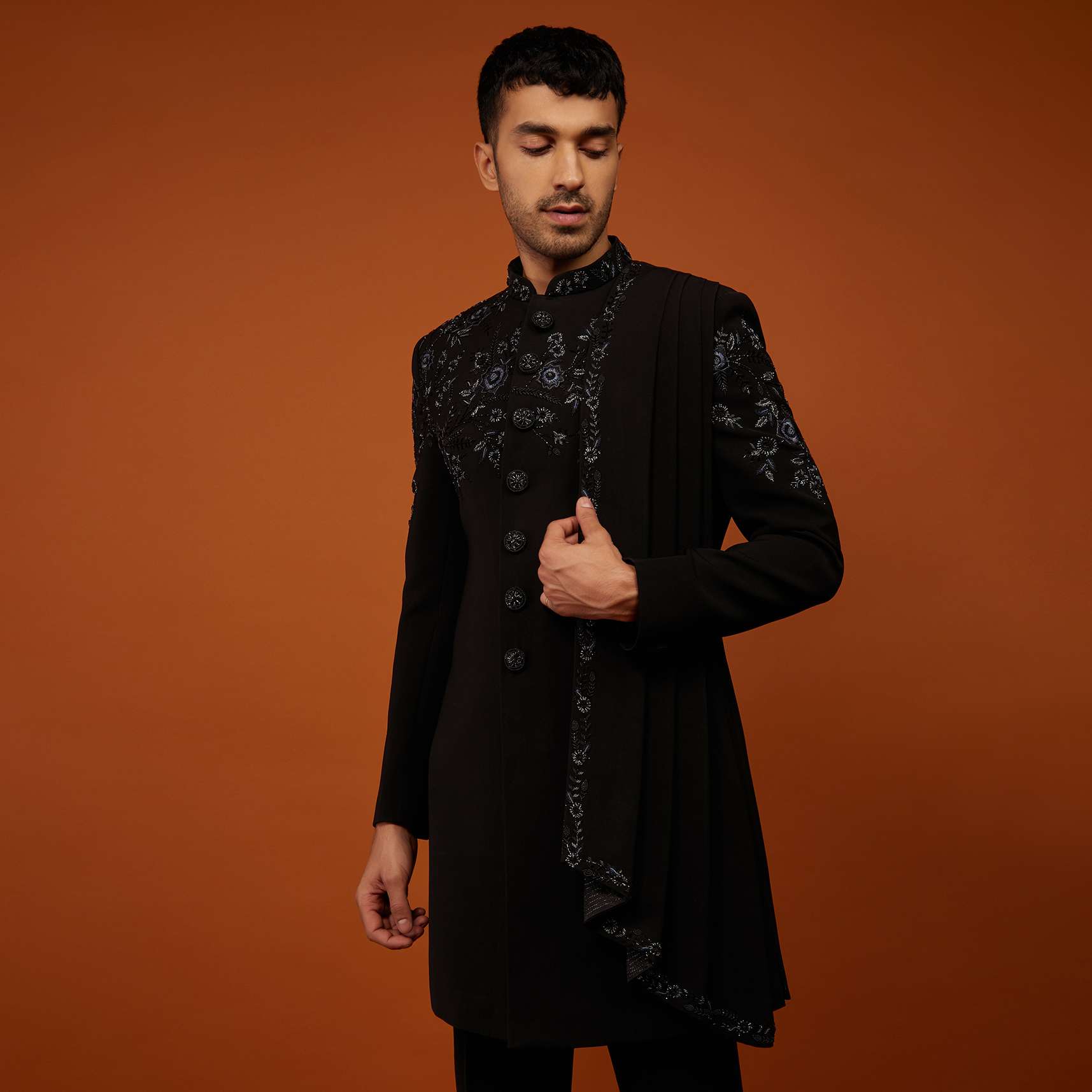 jet_black_indo-western_sherwani_set-sg130889_5_73b7d4b1-658f-4061-a59a-aabacf903383.jpg