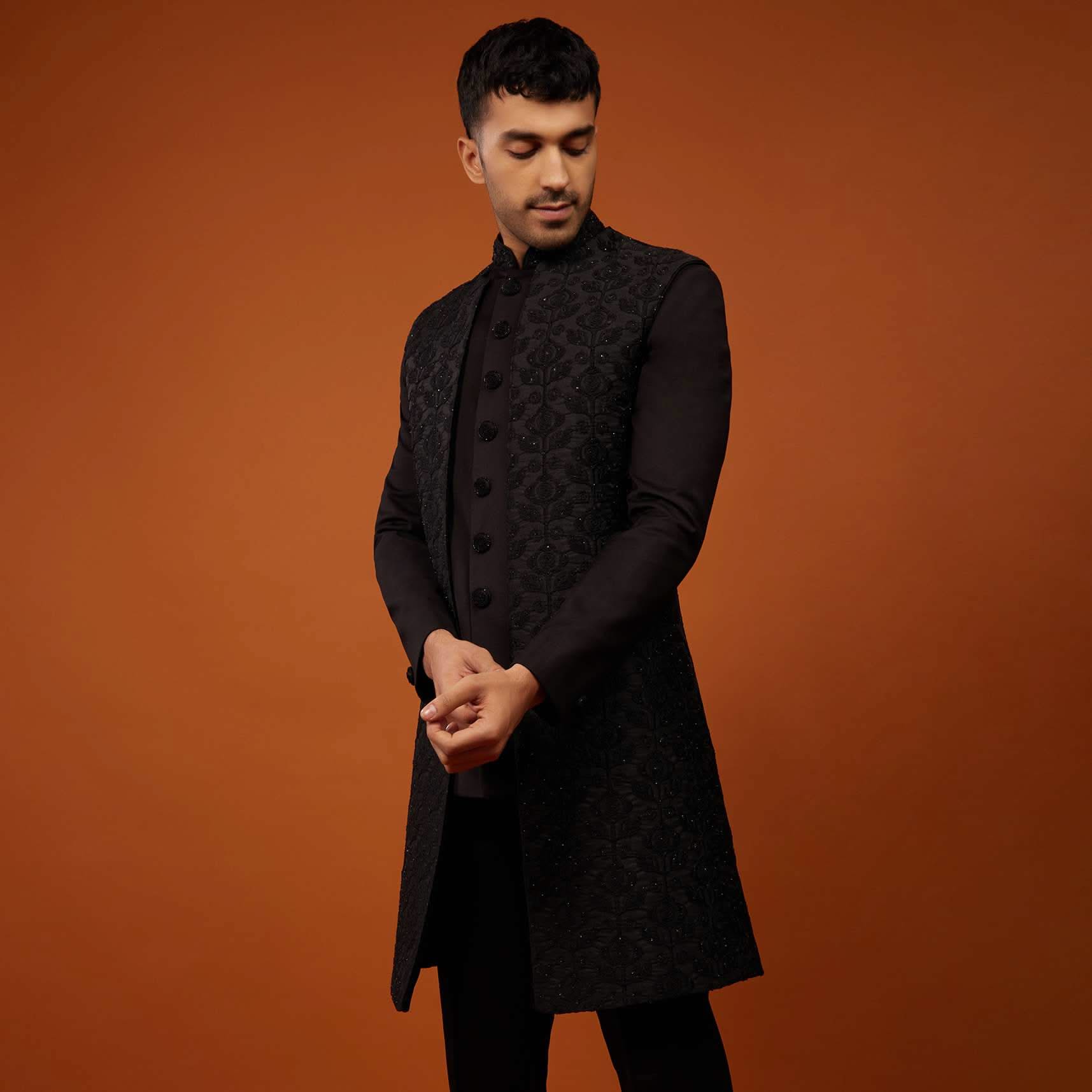 jet_black_sherwani_set_embroidered-sg136271_5_864e5440-653f-49e6-afaf-aaa255b80323.jpg