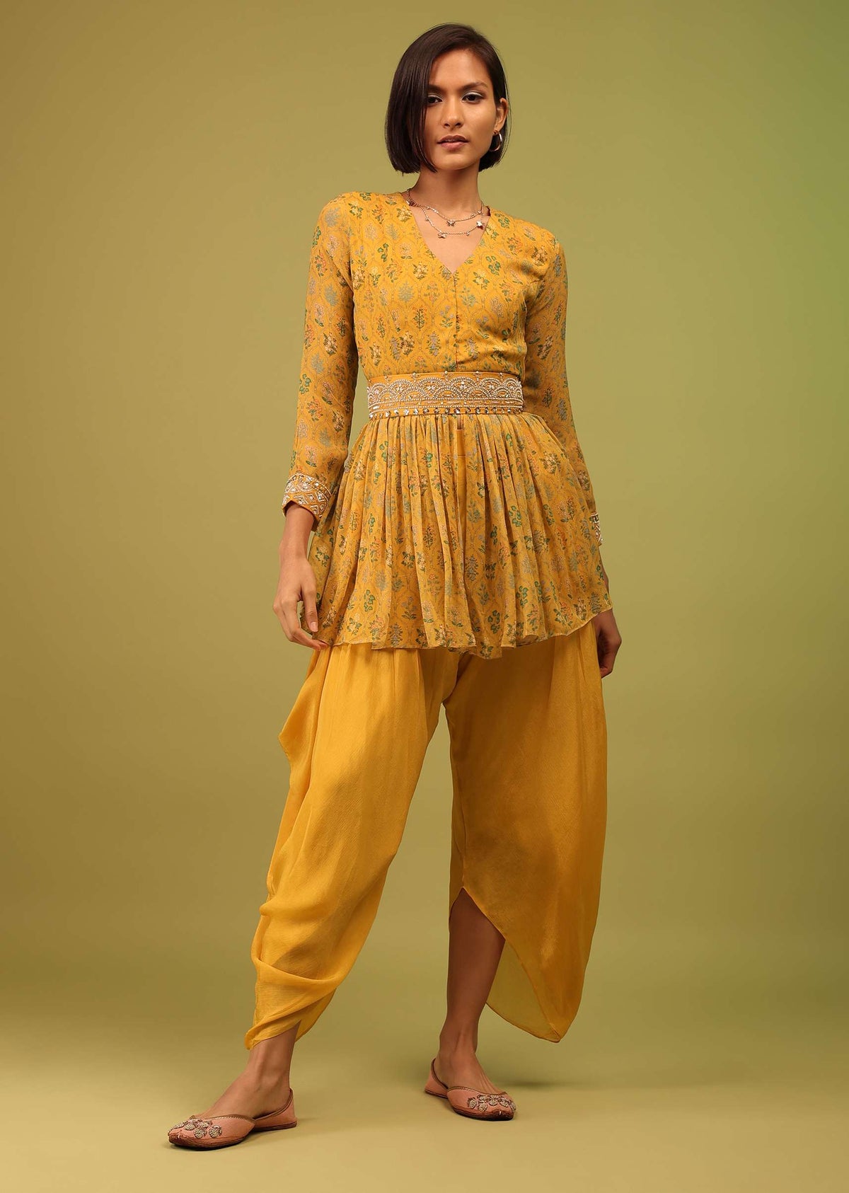 kalki_artisan_s_gold_yellow_dhoti_kurta_set-sg115287_4.jpg