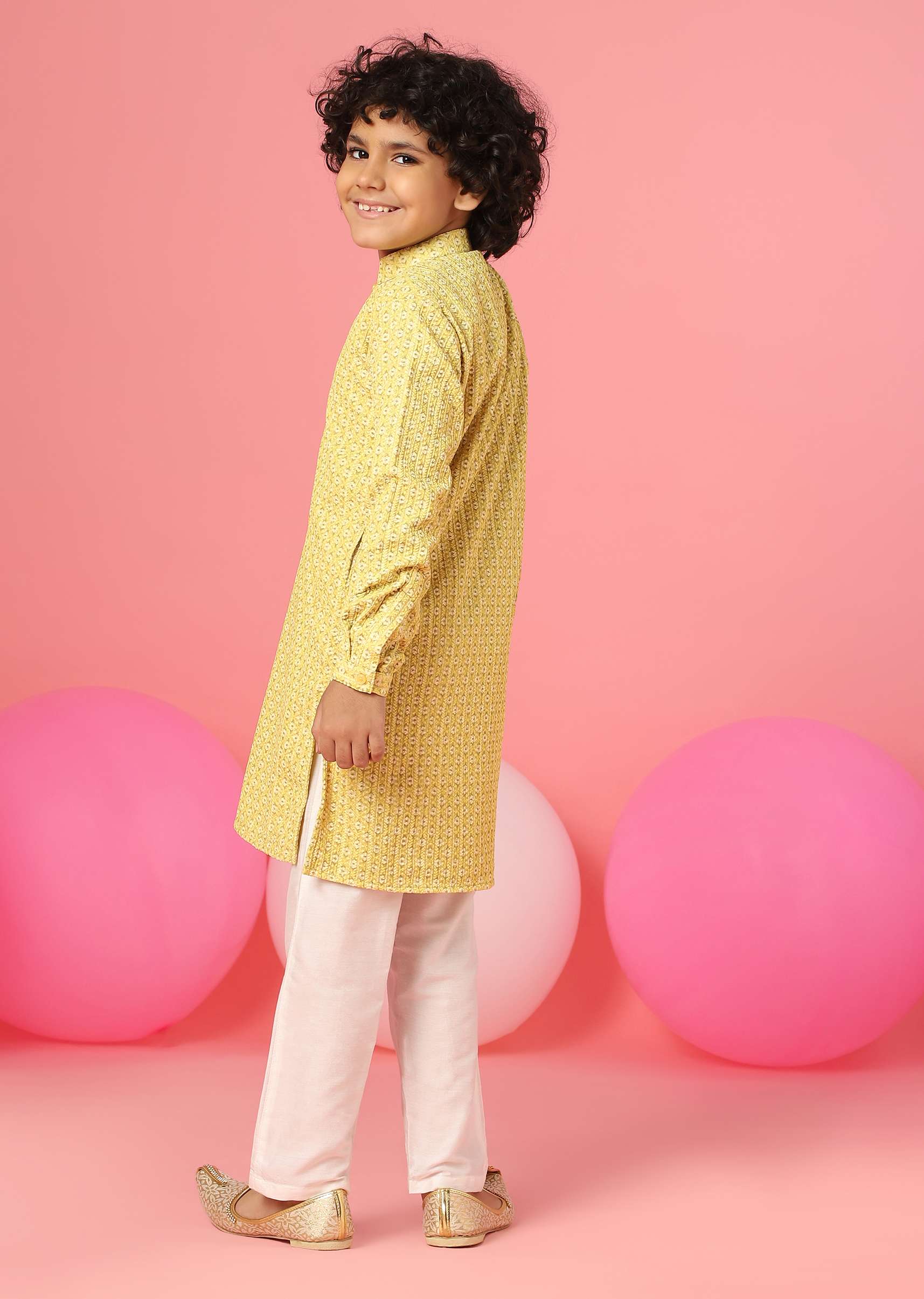kalki_blazing_yellow_kurta_set_in_silk-sg137755_6_844e460d-43f0-4ca8-b51c-4b03a87dfa0f.jpg