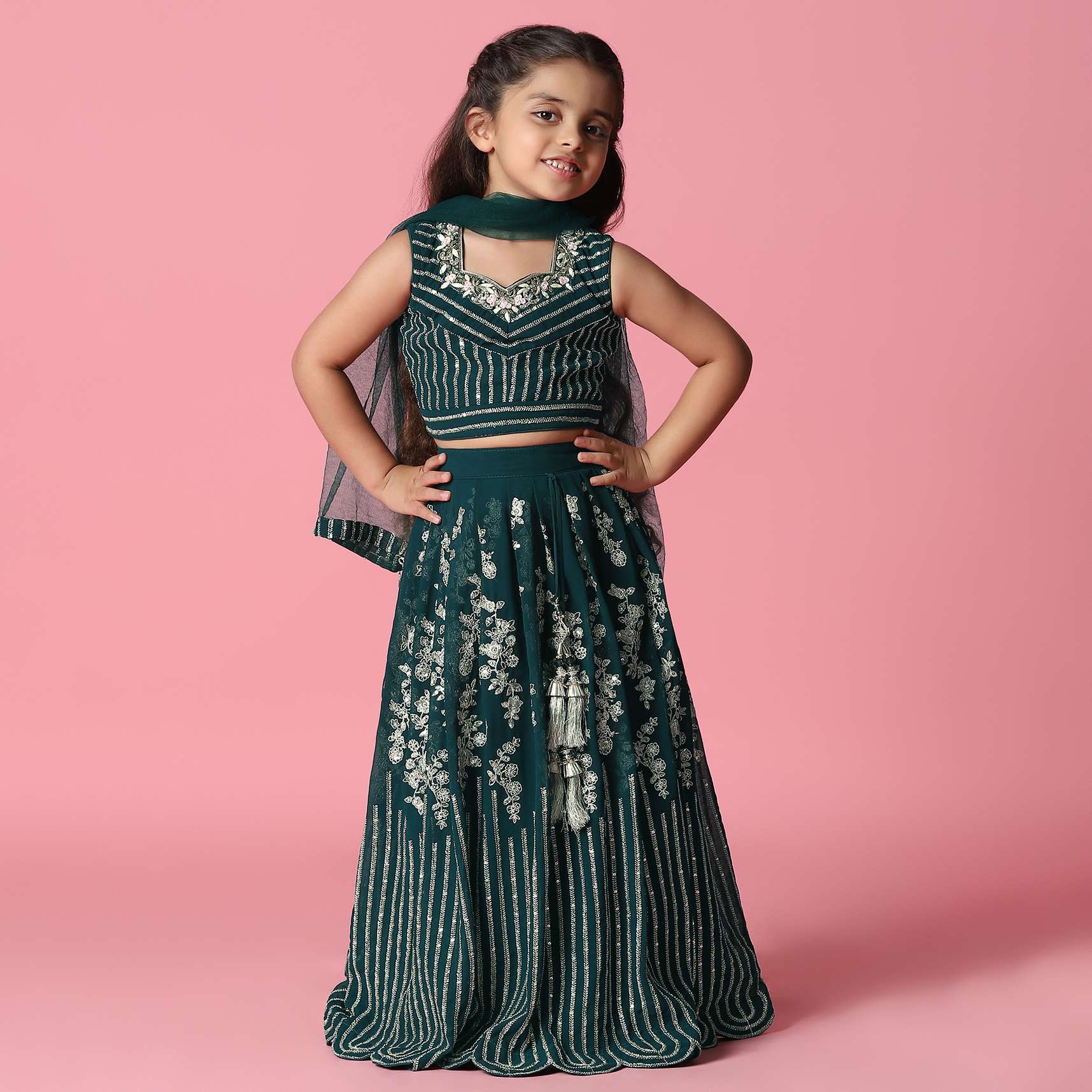 kalki_deep_green_embroidered_lehenga_set-sg156572_3_81c30179-52bd-451b-846b-488300641b65.jpg