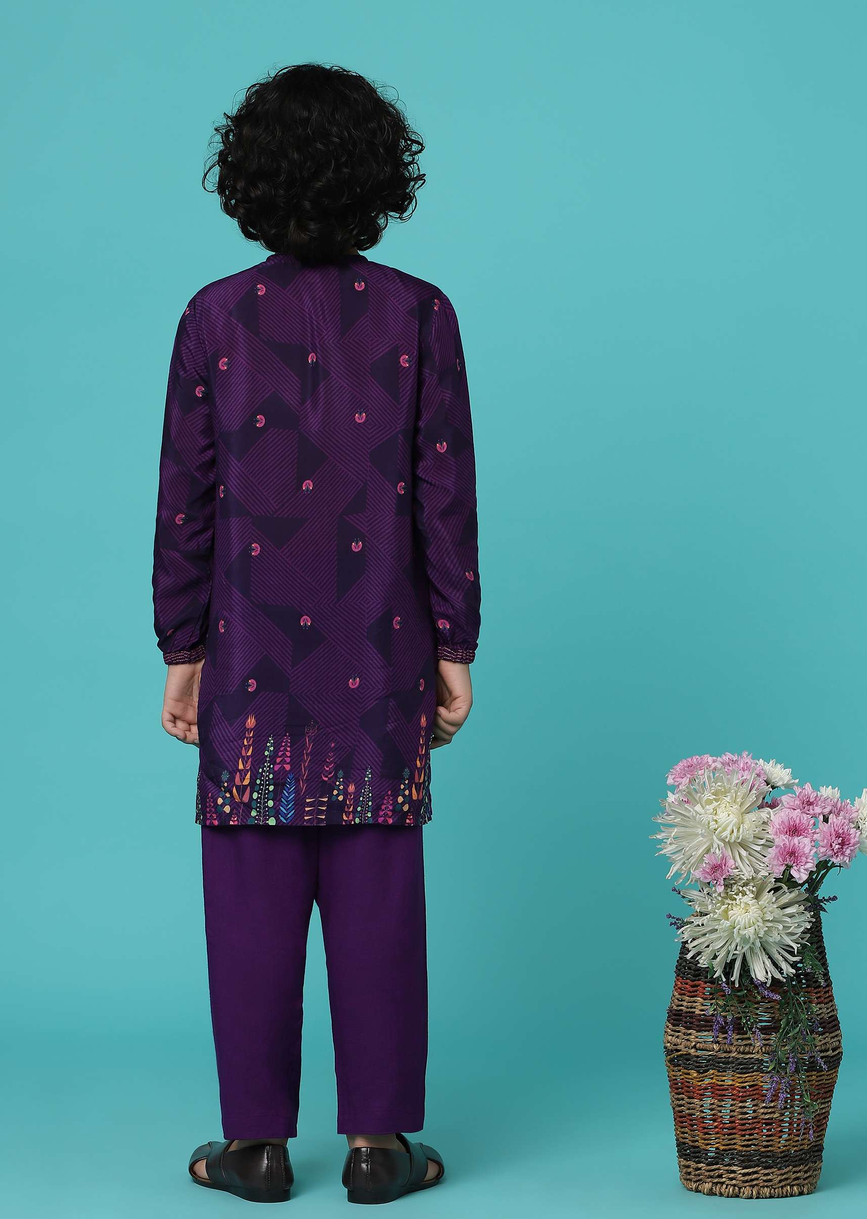 kalki_embroidered_wine-sg162792_1_3590364a-32ad-4a26-8dea-118b1fa0bd7f.jpg