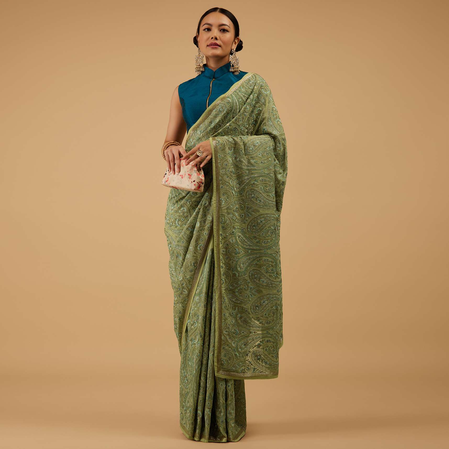 kalki_festive_tarragon_green_saree-sg116350_12_e3e8fc7d-dd6d-491c-b875-077a965bc17d.jpg