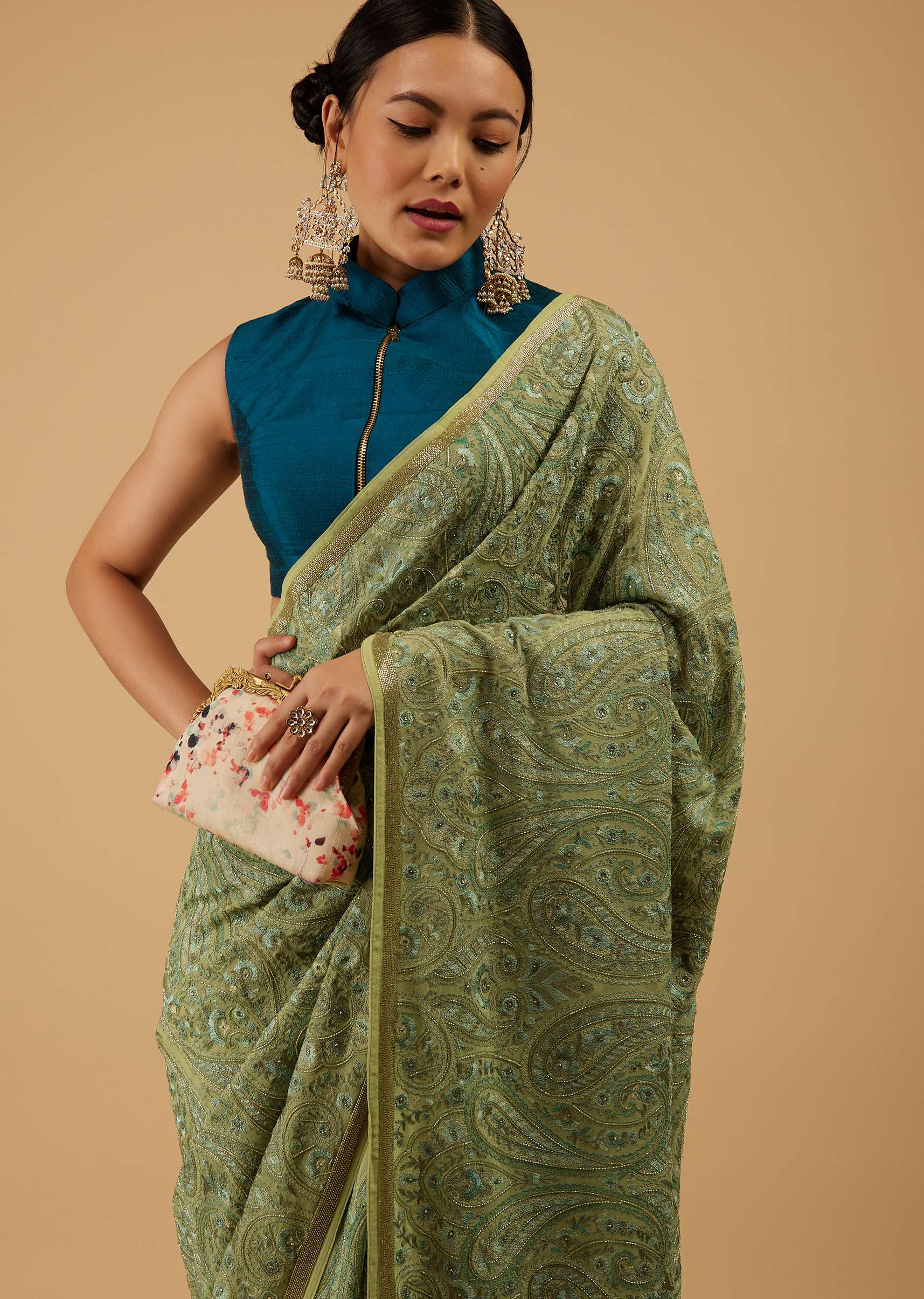 kalki_festive_tarragon_green_saree-sg116350_9_e718029e-2516-430f-94c3-7f2ff17ac9fe.jpg