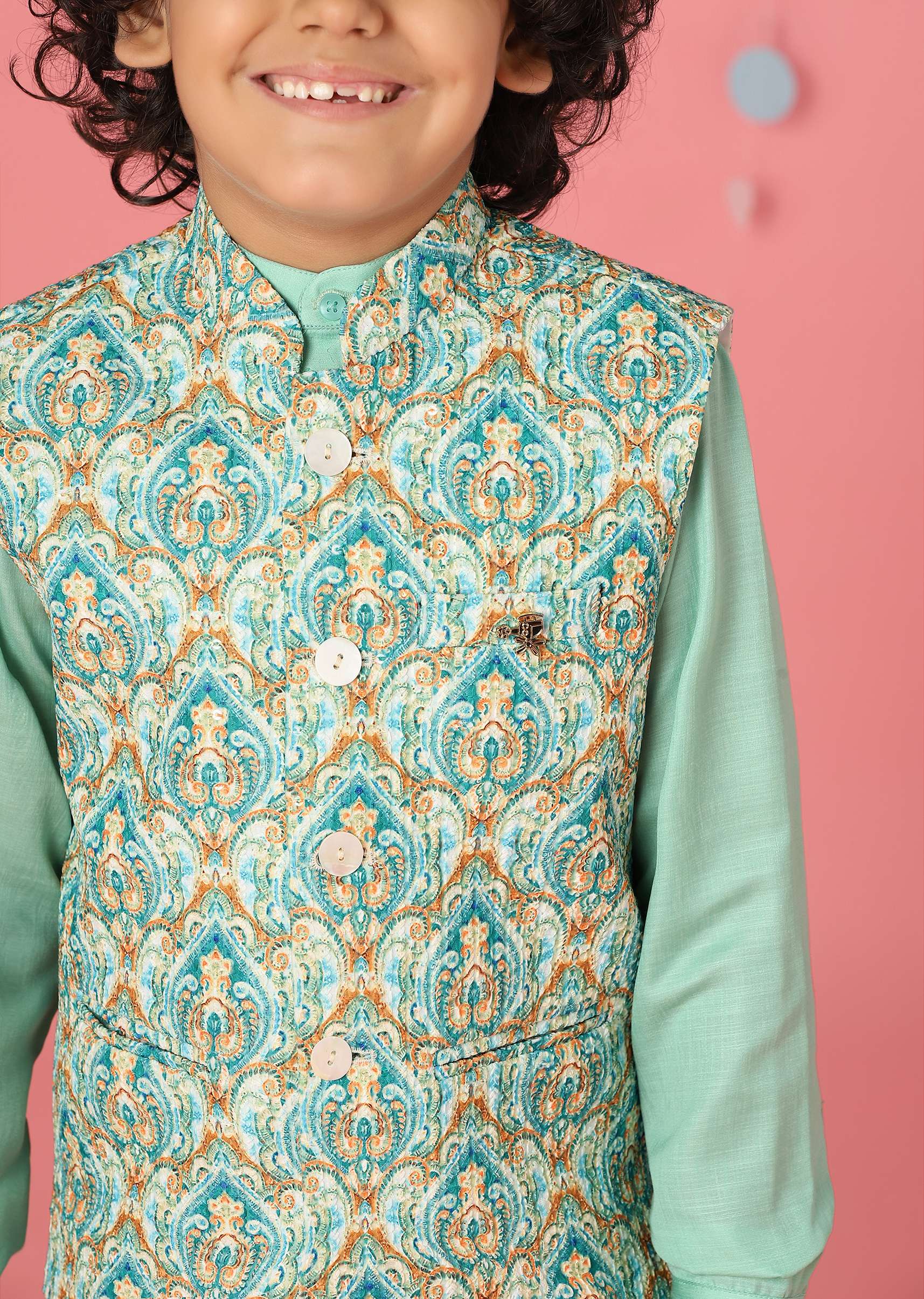 kalki_ice_green_kurta_set_in_silk-sg137923_7_4189694a-fe7a-4a65-9d73-7cd2e35a52c6.jpg