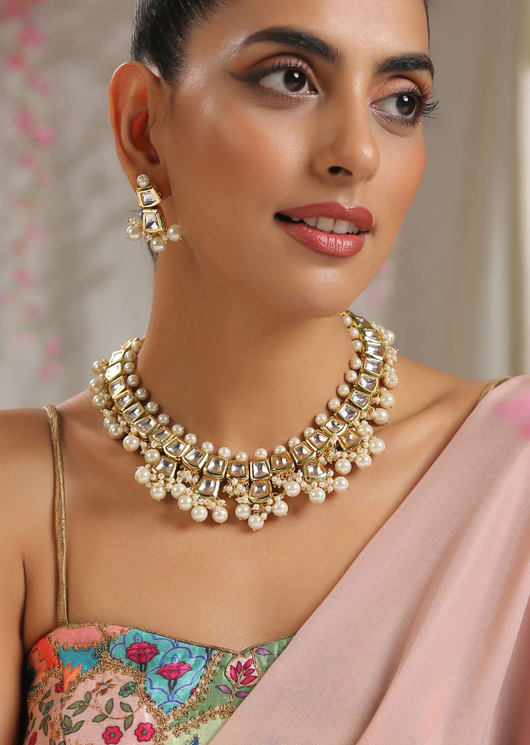 kalki_kundan_necklace_set-sg118530_1_8b6317a4-bcc0-461a-8021-9f58700113df.jpg