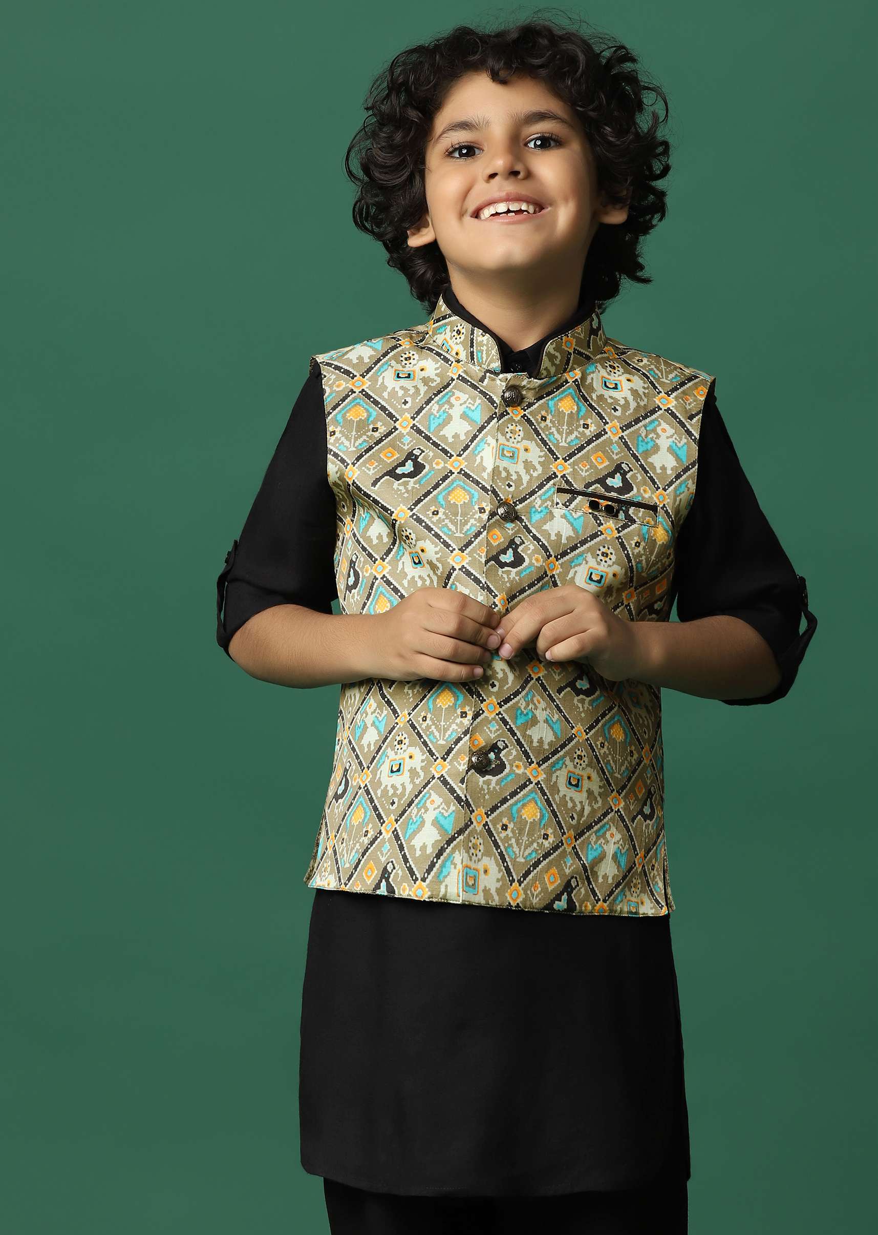 kalki_multicolor_bandi_jacket_and_black_kurta_set-sg141798_2_06c5bc90-b55a-44e1-a4c6-4d65b4ca79bb.jpg