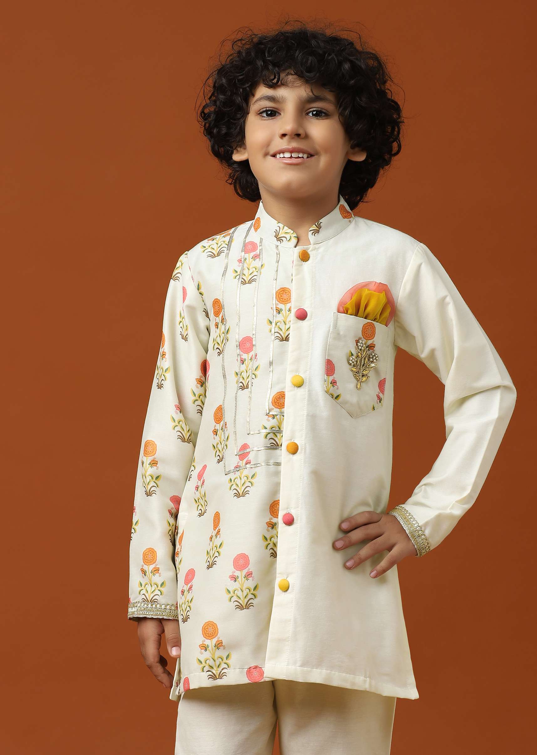 kalki_off-white_printed_kurta_pant_set-sg154992_4_6cdcb89e-1ec6-4fd1-a98d-936459cbb593.jpg