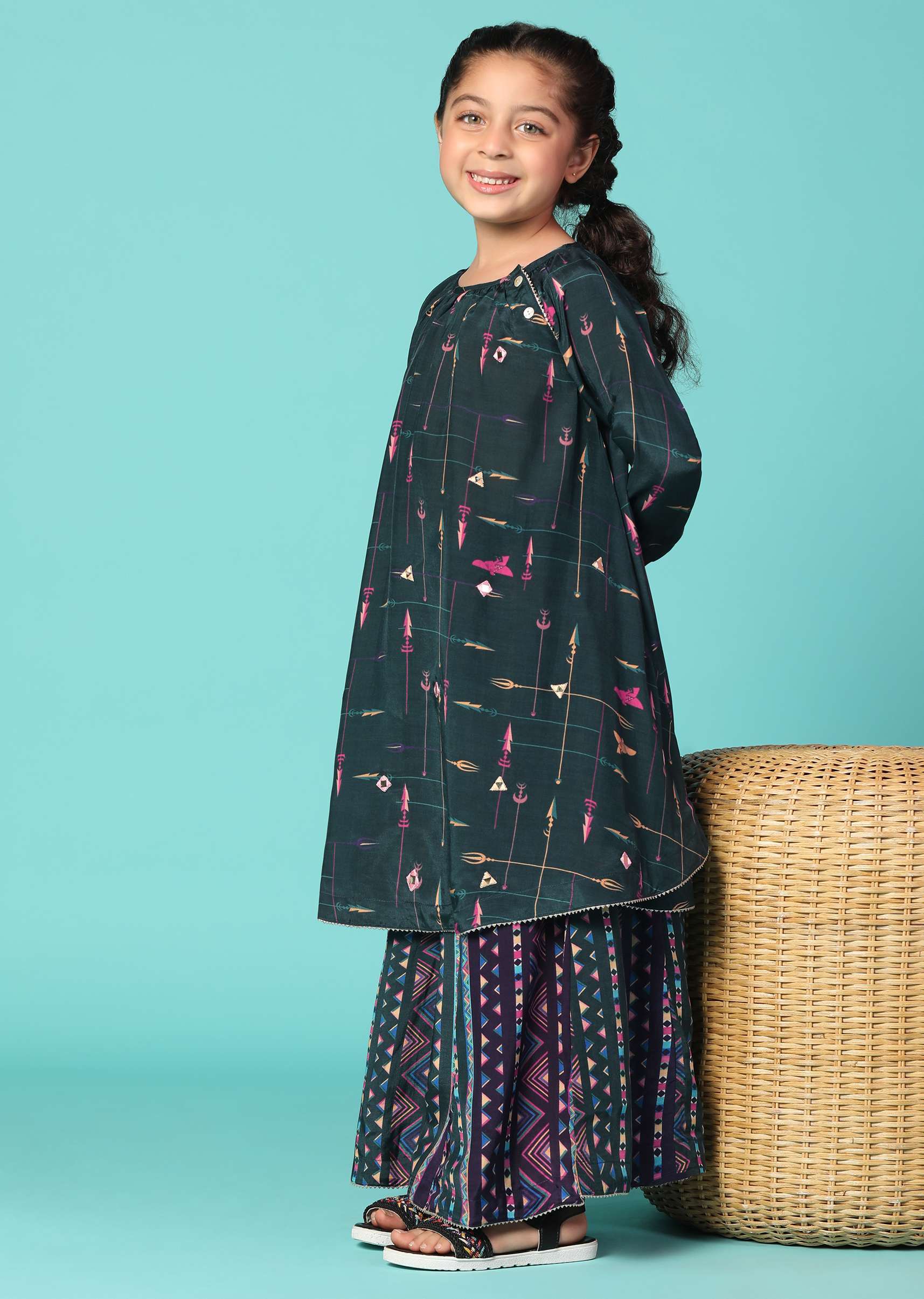 kalki_peacock_green_kurta-sg162810_5_5362c3ba-ff35-4676-bca4-276e5da8a8f5.jpg
