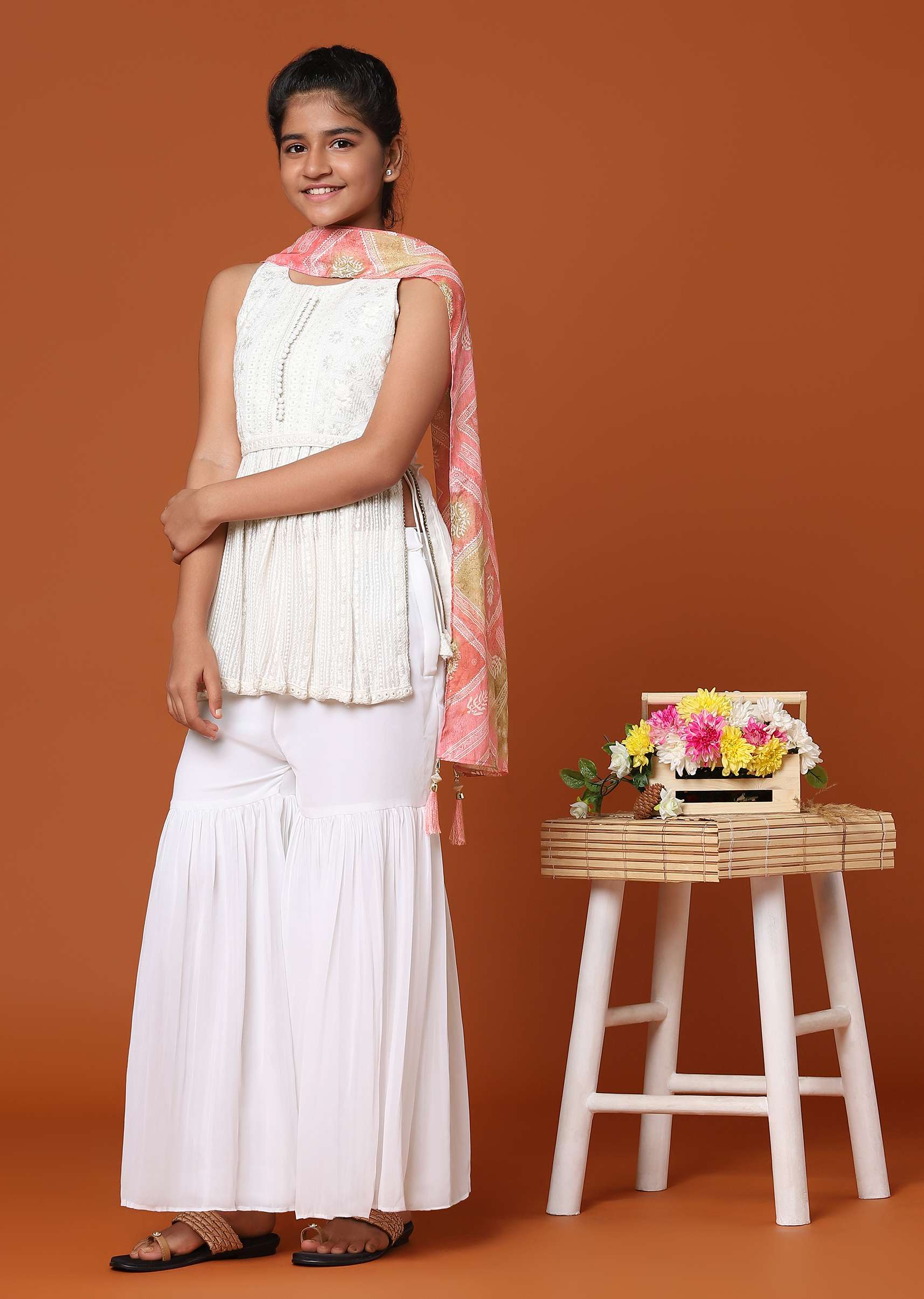 kalki_pearl_white_embroidered-sg157514_5_d25f1475-fb39-4a47-84b4-db5100a09b77.jpg