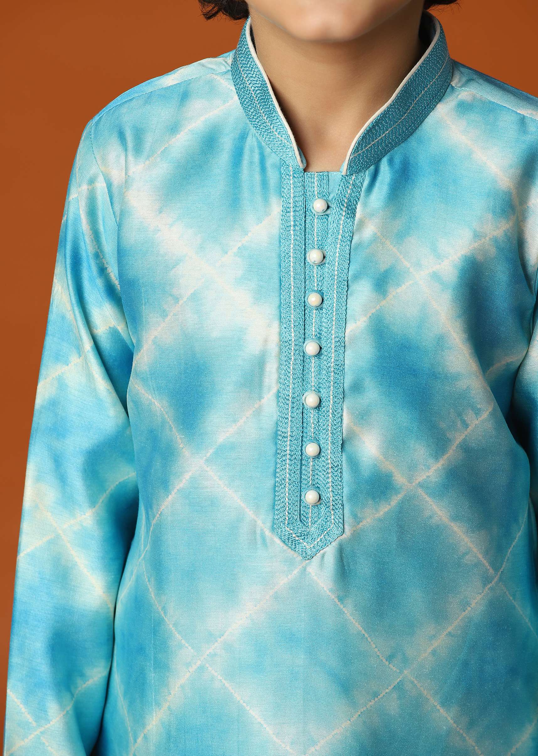 kalki_sky_blue_boys_kurta_set_in_silk_with_threadwork-sg141555_5_aa8b5012-be50-4176-96ca-a851d221bf55.jpg