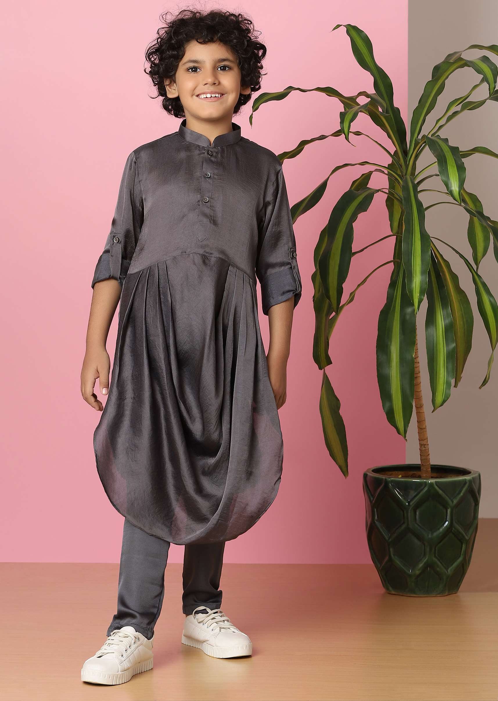 kalki_slate_grey_kurta_set_in_silk_with_mughal-sg141699_1_181ef0e5-ff3a-48bb-acaa-4cf57481a3e5.jpg
