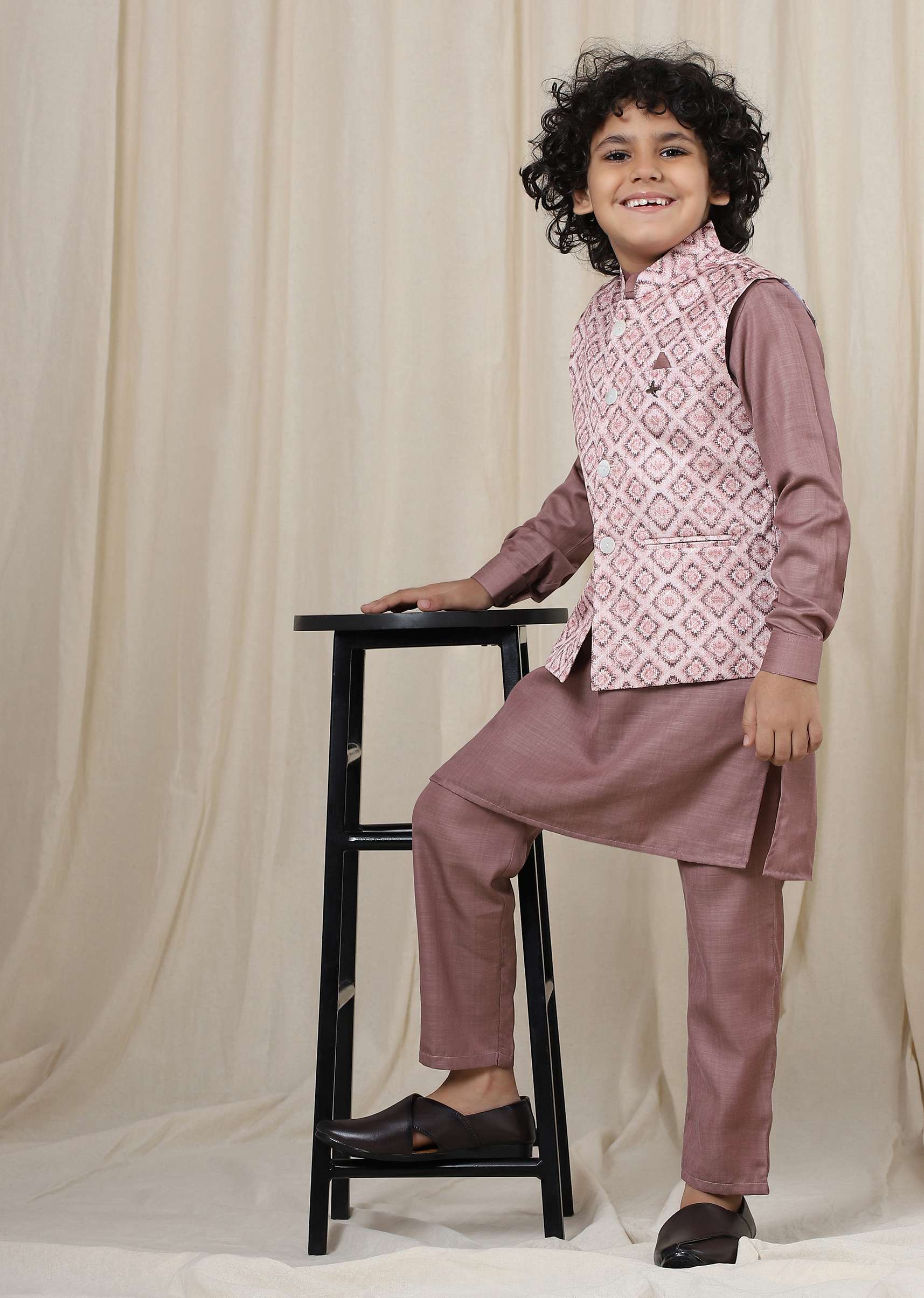 kalki_woodrose_purple_kurta_set-sg137839_6_1f2d64b5-b084-45a5-ba32-53384a56b170.jpg