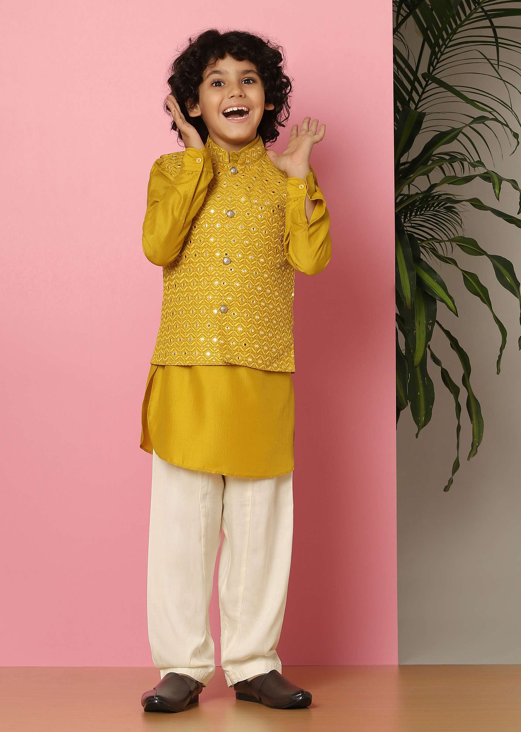 kalki_yellow_embroidered_bandi_jacket_set_with_abla-sg141731_3_8885a971-25d0-4387-b187-778f3881f2c7.jpg