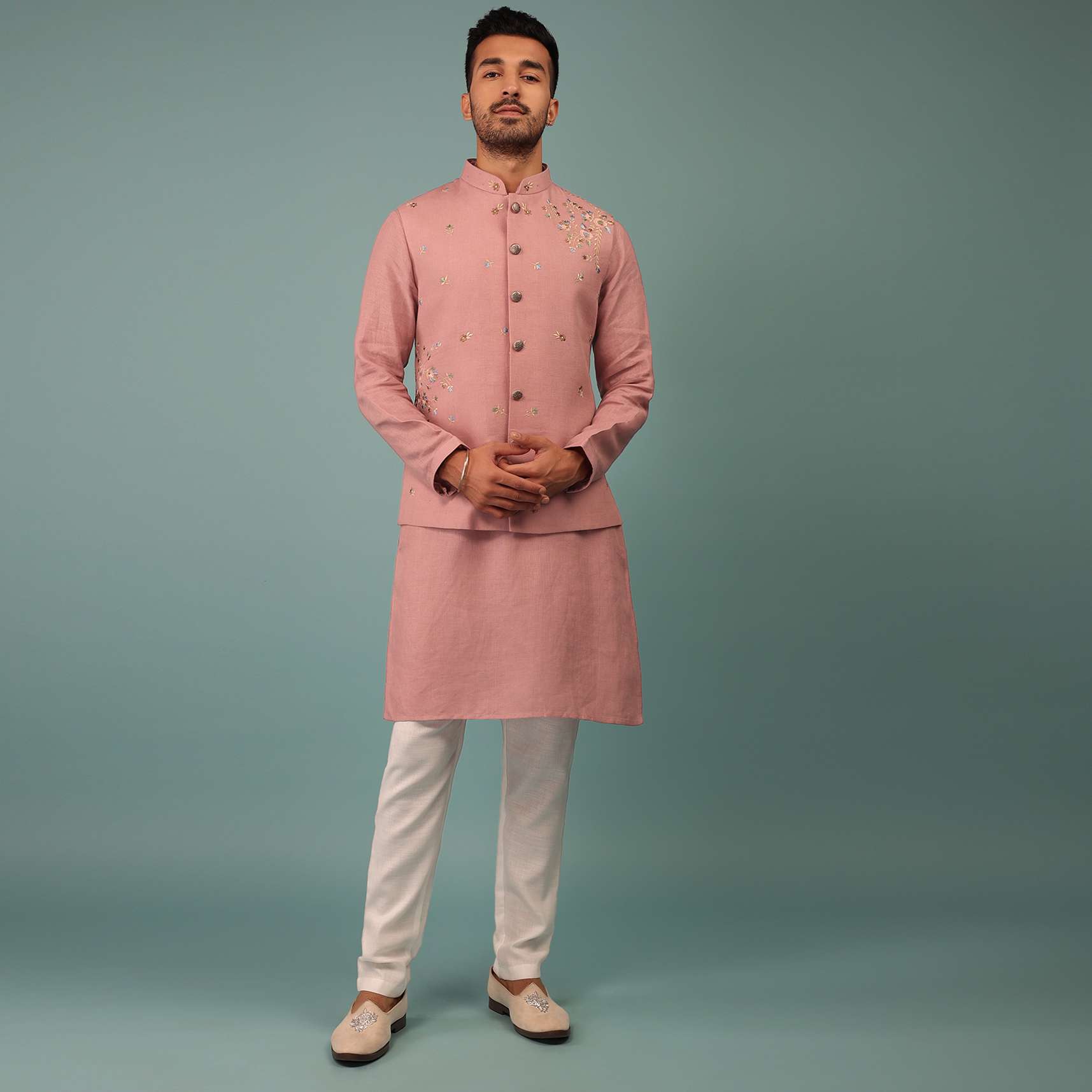 kalki_zephyr_pink_bandi_jacket_set_in_linen_with_blooming-sg119670_3_65026947-d9d5-4cf3-a18e-9bd328ed0371.jpg