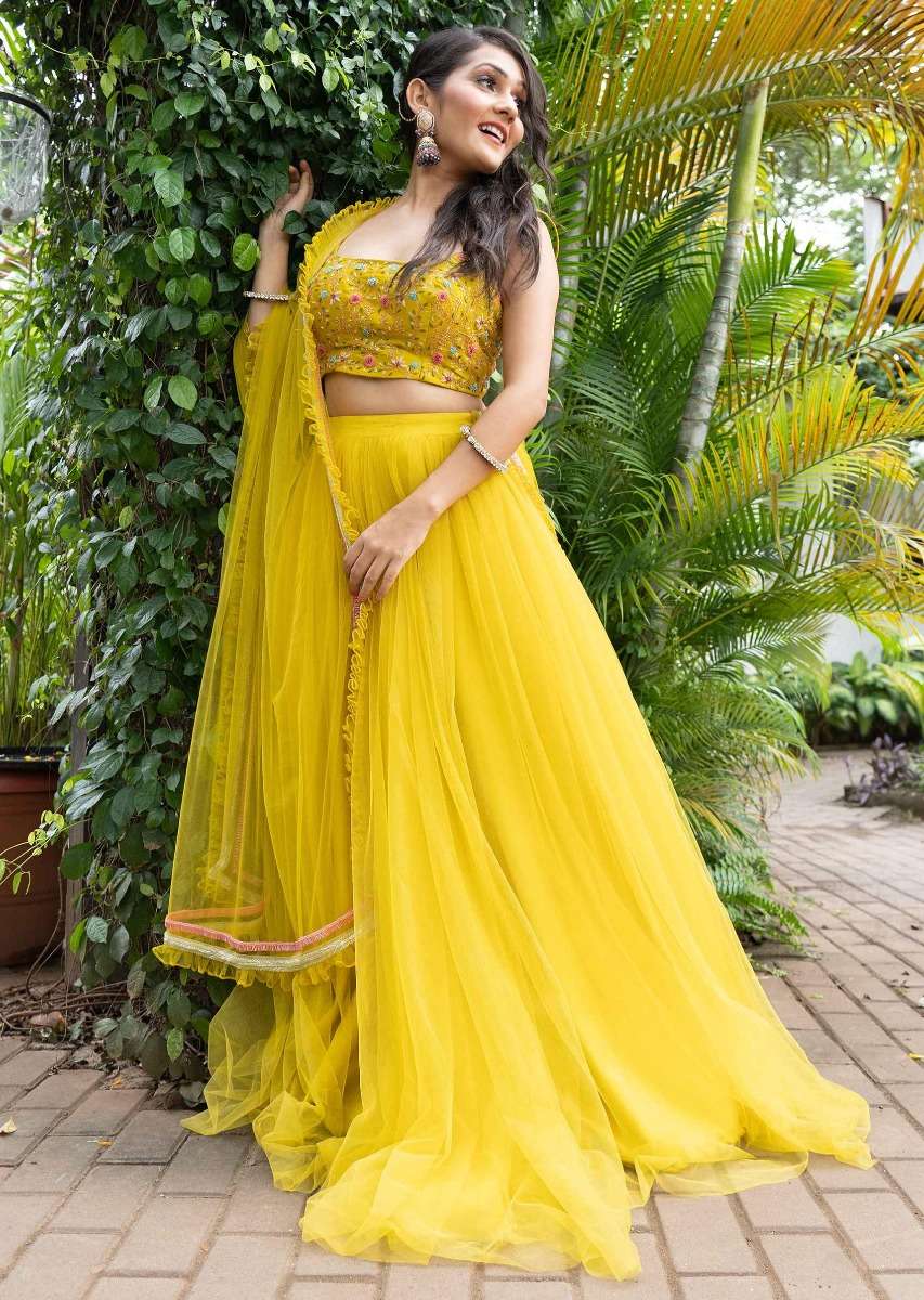 Hiba Nawab in Kalki pine yellow net lehenga choli