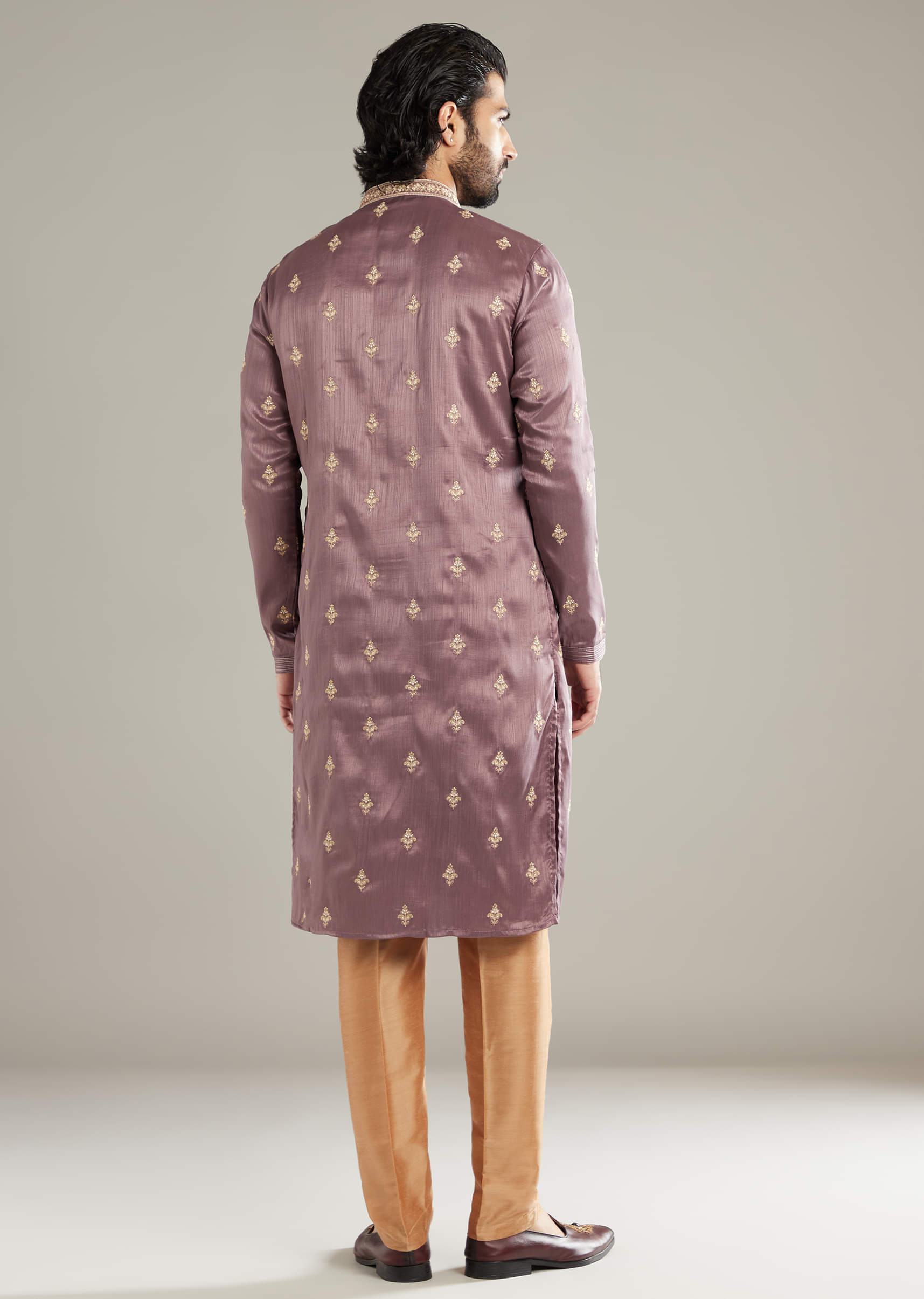 lavender-silk-kurta-set-for-men-with-resham-hand-embroidery-sg348887-3.jpg