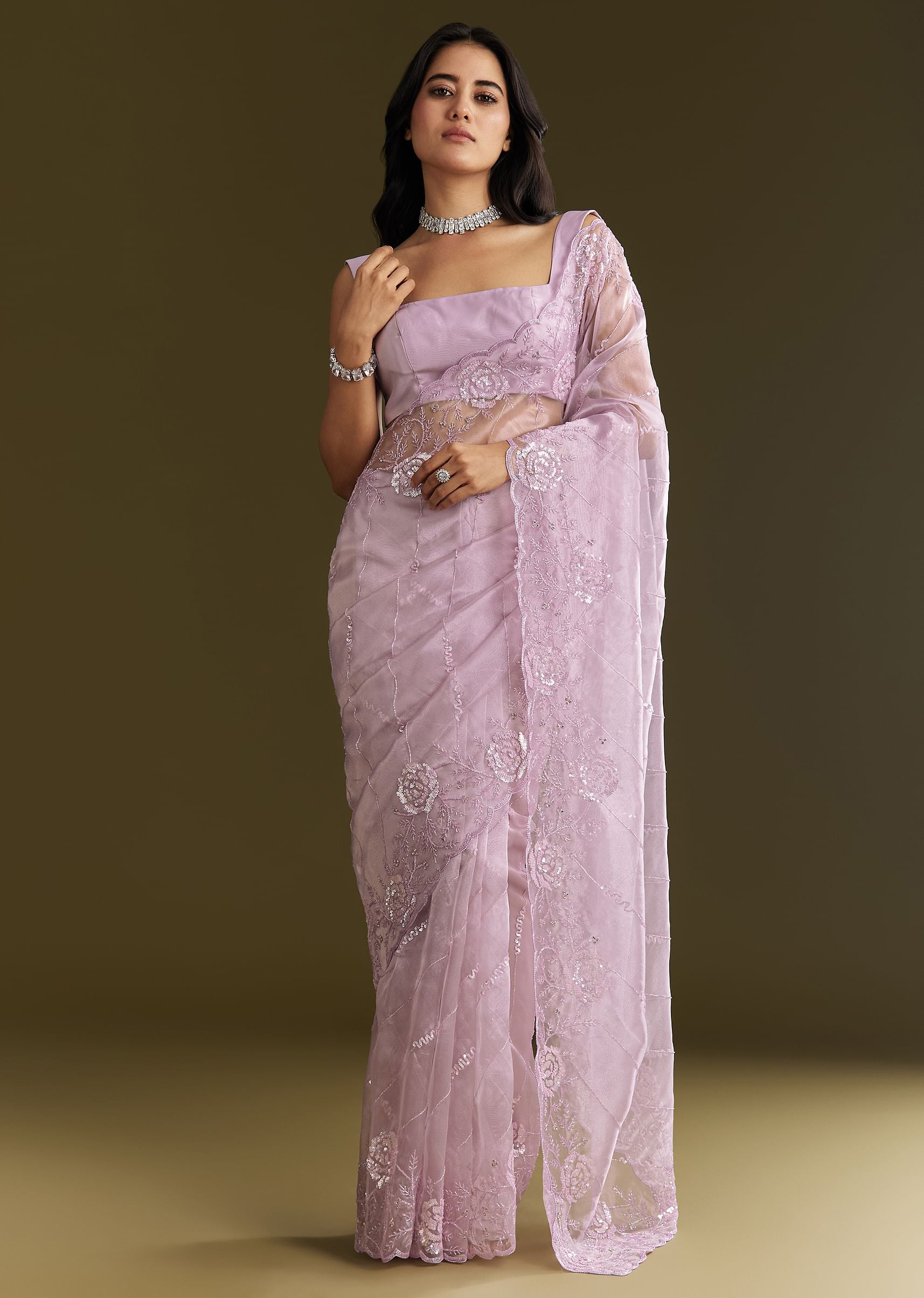 lavender-tissue-saree-with-floral-embroidery-and-scallop-border-sg294579-5_017bddcf-e01a-4f85-b94e-ab57a83c94b9.jpg