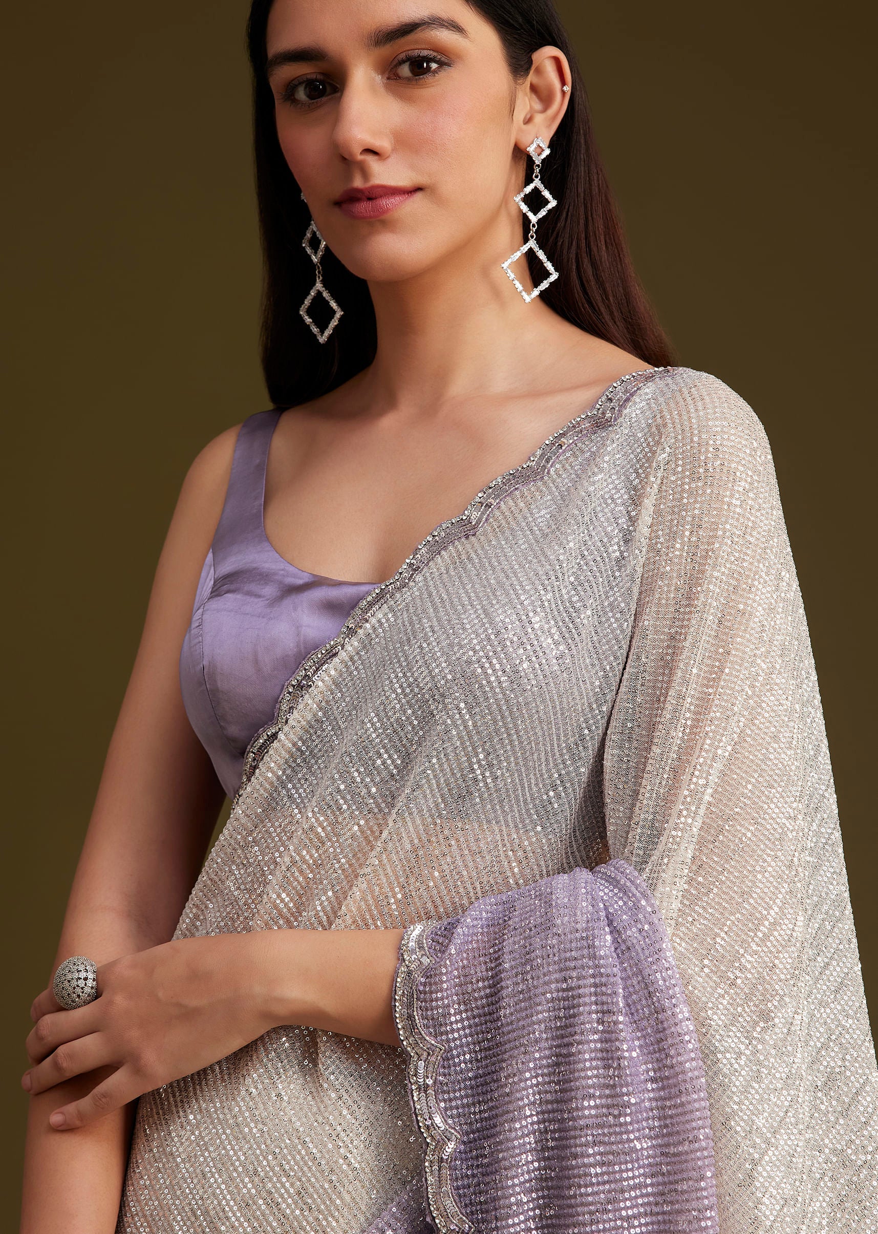 lavender_ombre_sequins_saree_with_scallop-sg261252_12_03a837b7-53c4-40dd-8785-a5df9597b67c.jpg
