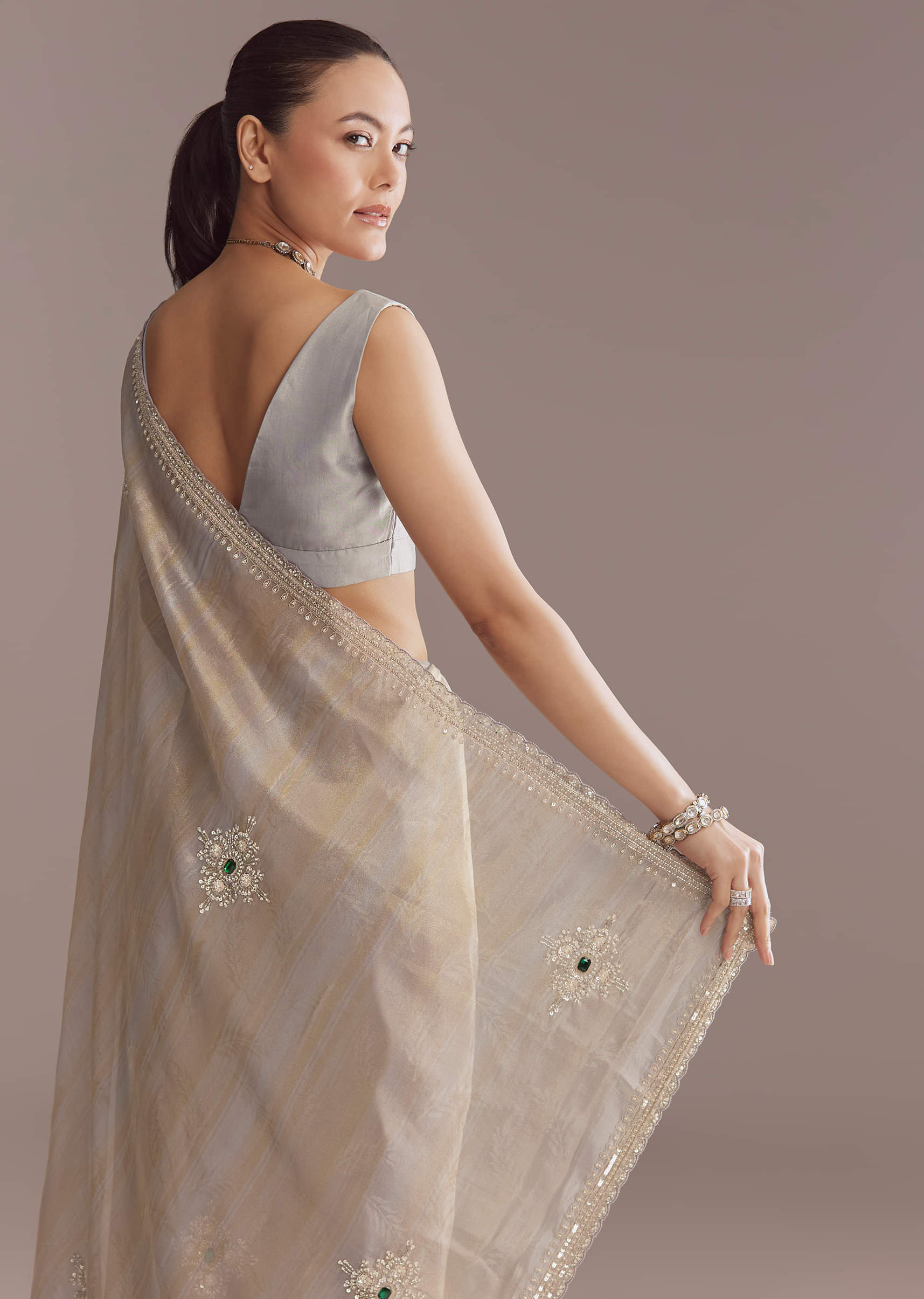 lavender_tissue_saree_with_zardosi_and_emerald_stone-sg319152-9_4.jpg