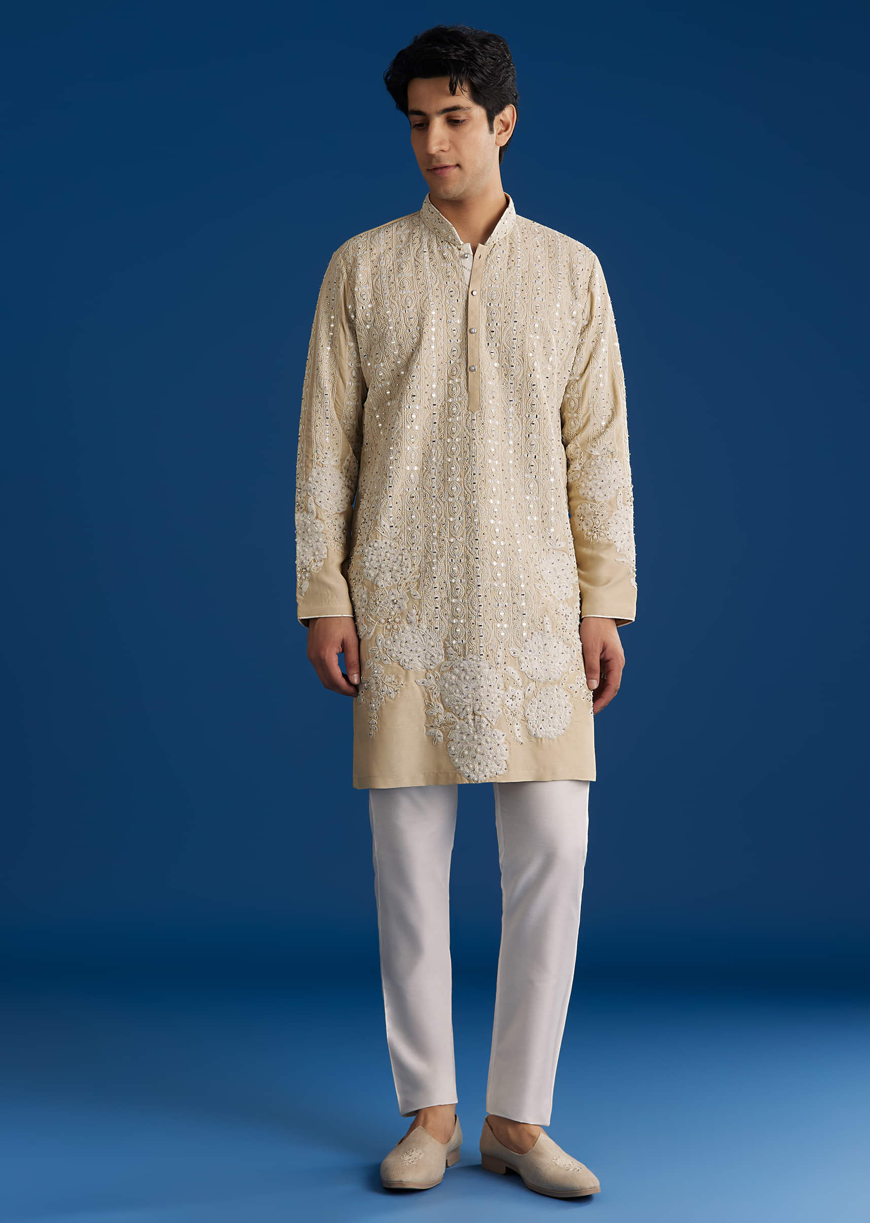 light-beige-silk-embroidered-kurta-set-sg323624-5_d351dc26-4d6c-4626-a088-61790e6dcd40.jpg