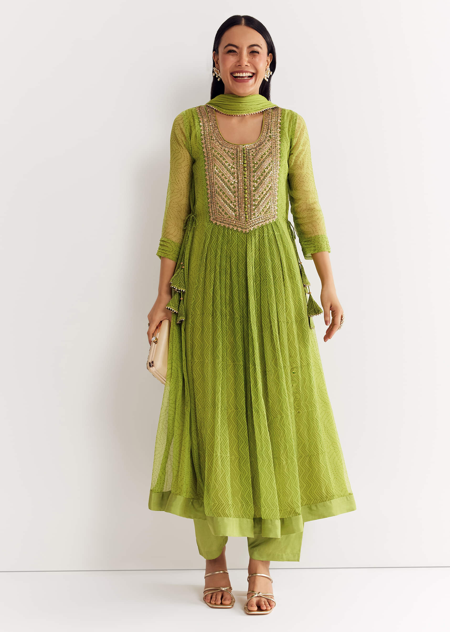 light-green-printed-chiffon-kurta-dupatta-set-with-sequin-work-sg320884-1_29b01756-cba7-4a0a-98a8-0fb432a548a2.jpg