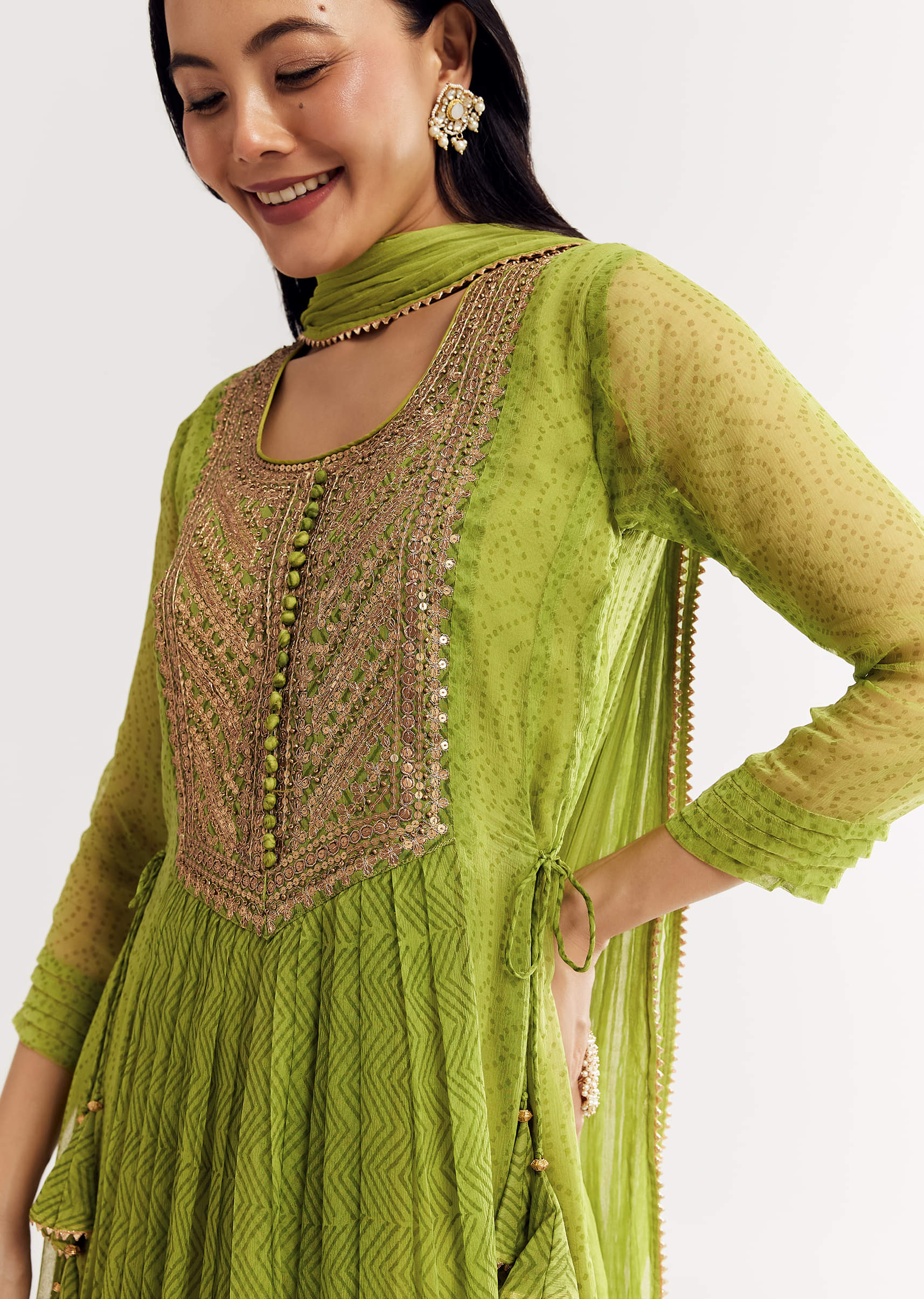 light-green-printed-chiffon-kurta-dupatta-set-with-sequin-work-sg320884-2_6ef9f1b7-e462-40ff-bcc1-15bfbb807978.jpg