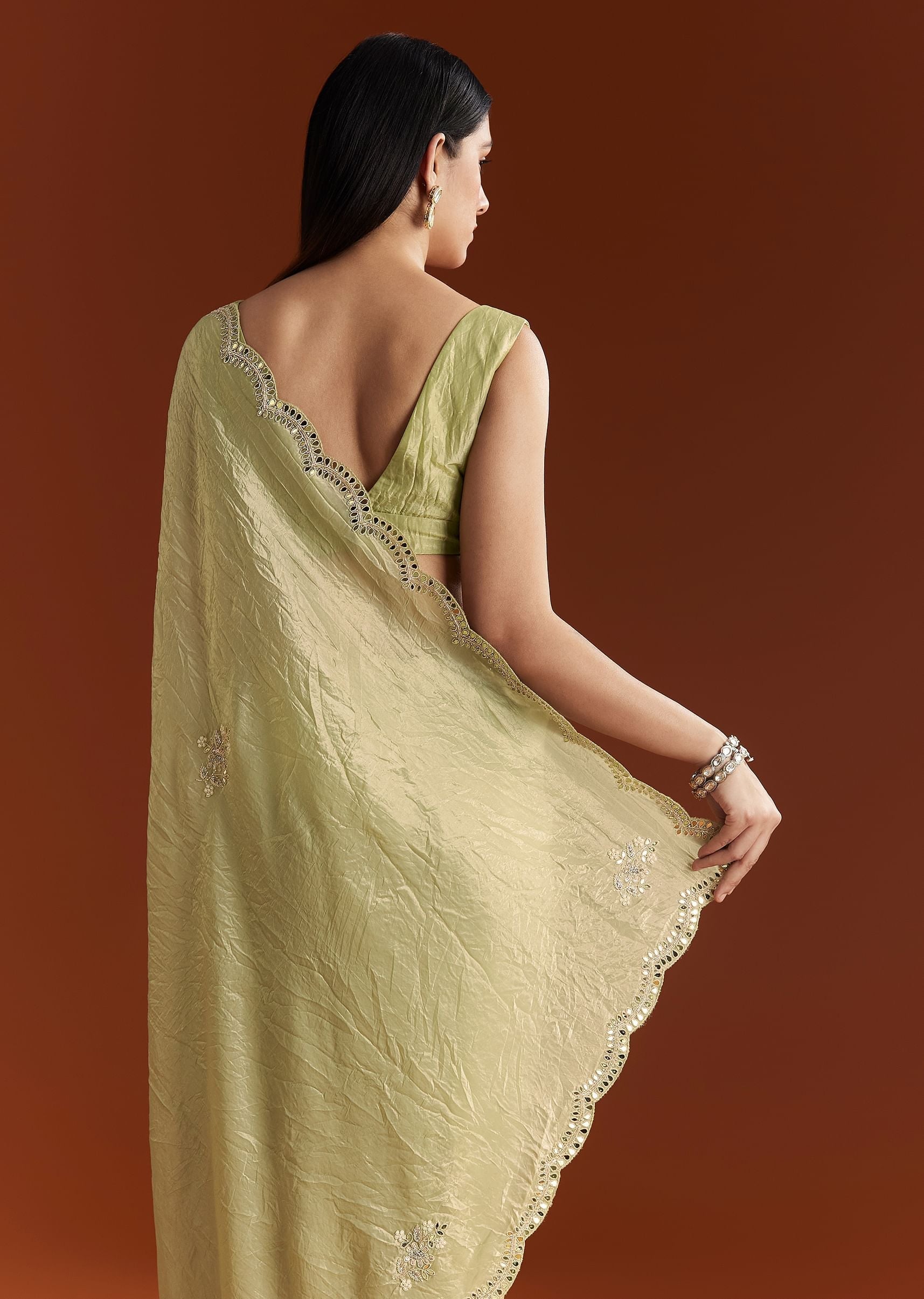 light-green-tissue-zardosi-saree-with-scallop-border-sg293875-6_0509a913-d9e1-4eec-aea7-ab62a2f1df72.jpg