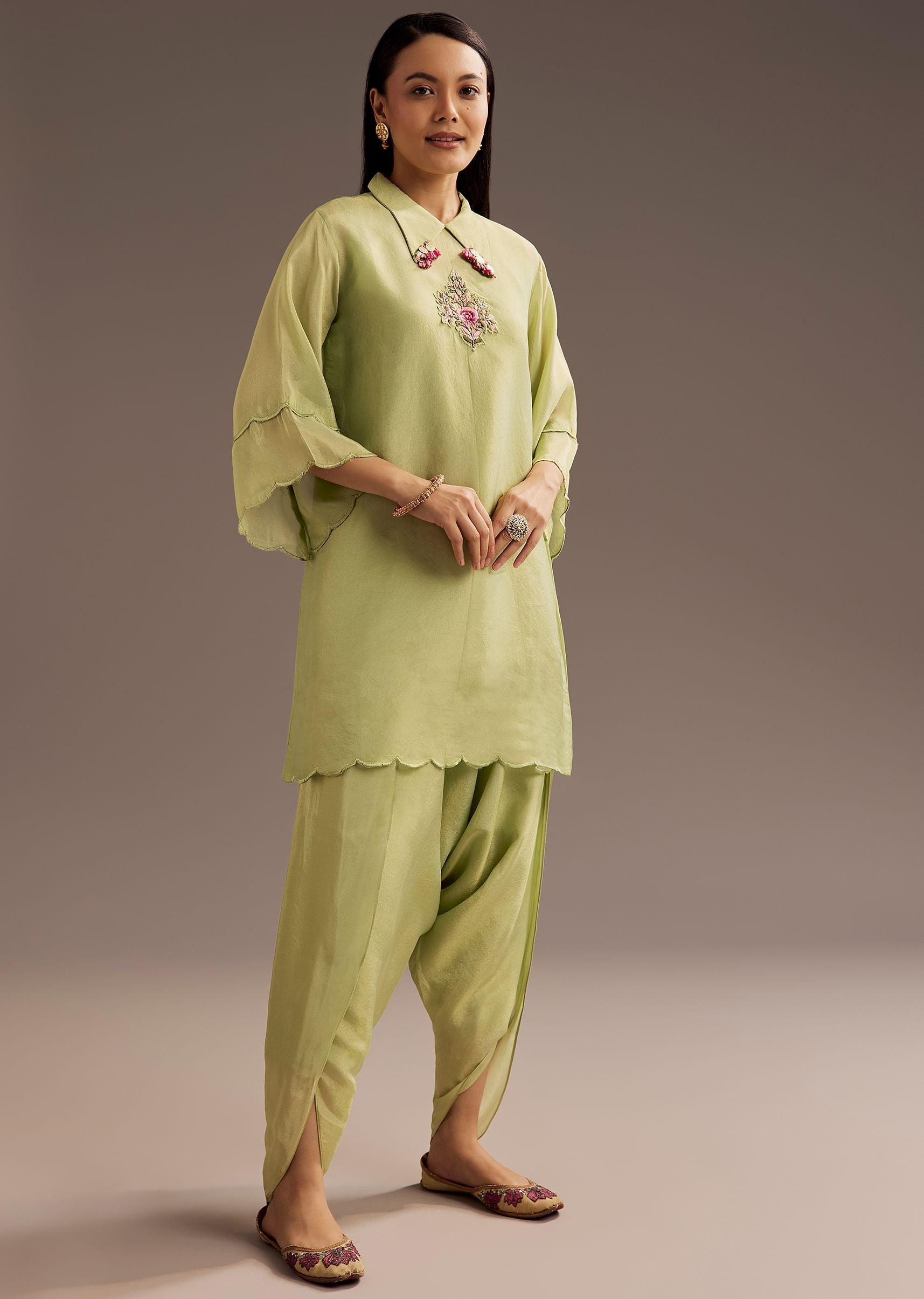 light-green-zardosi-motif-kurta-dupatta-belt-set-sg305935-6_961a59f6-7643-4e3e-93fe-569b4ffa9a0a.jpg