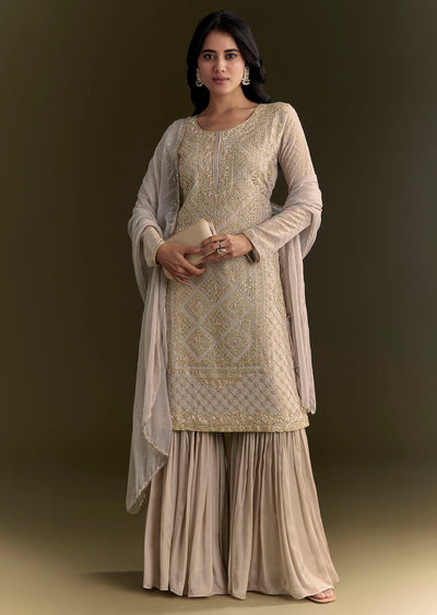 light-grey-cutdana-zardosi-embroidered-kurta-with-scallop-border-dupatta-sg310017-2_2d18aa92-423a-4993-90b3-115607c3003b.jpg