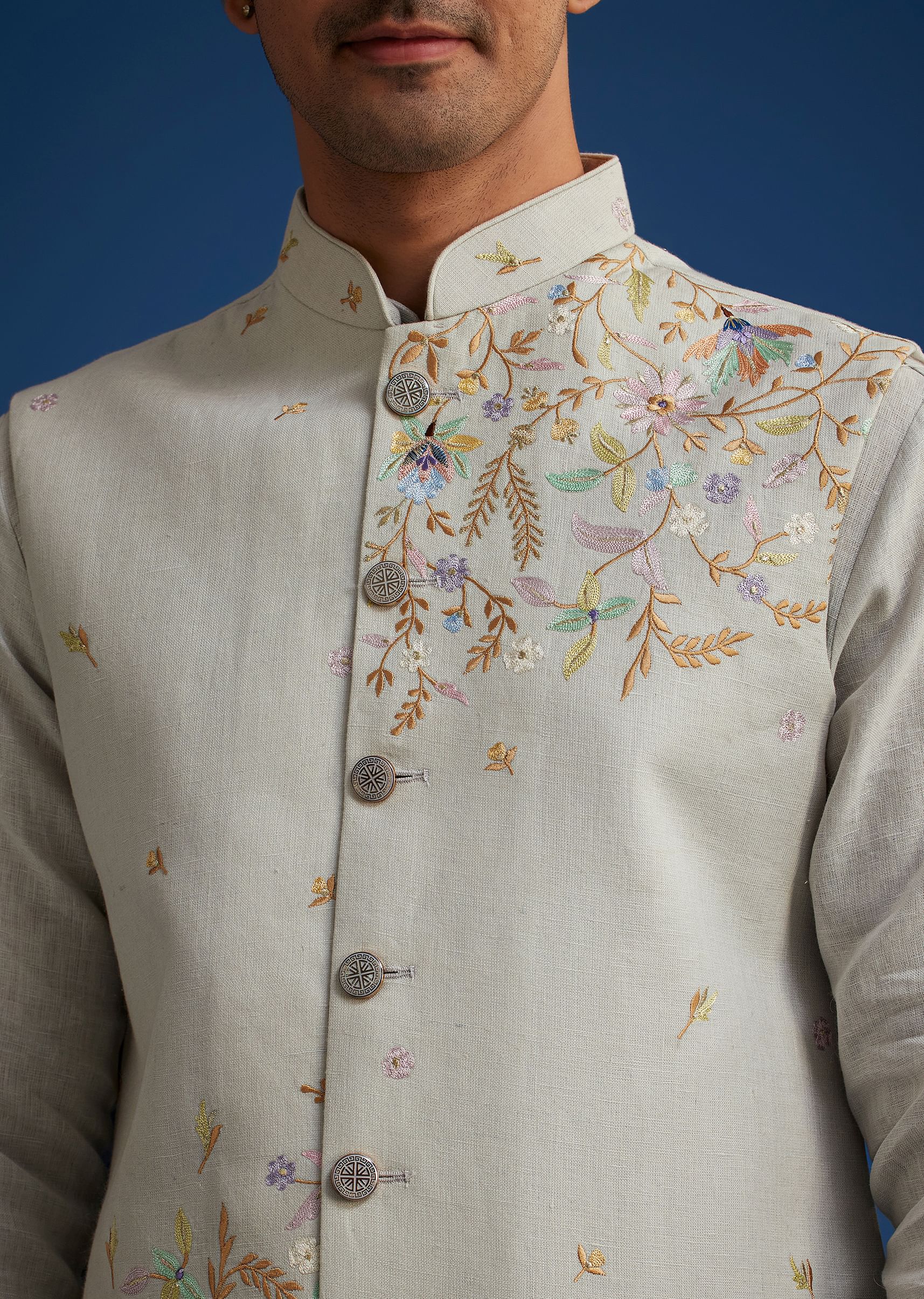light-grey-linen-kurta-set-with-resham-work-jacket-sg263743-1_528928ba-1fa3-4255-bd86-7fc07c854911.jpg