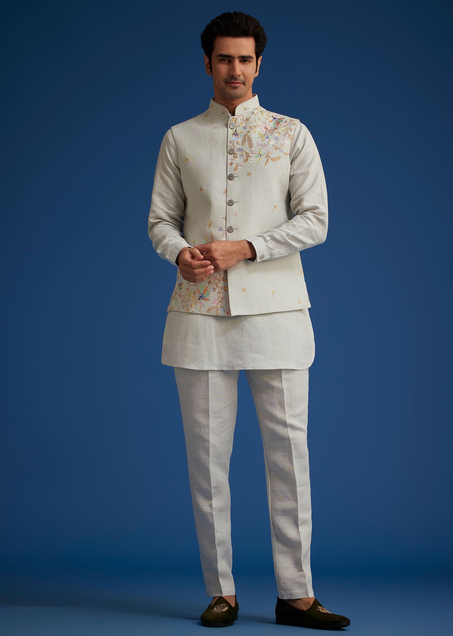 light-grey-linen-kurta-set-with-resham-work-jacket-sg263743-4_b165ed5c-efe2-462d-ac91-eb839e14192a.jpg