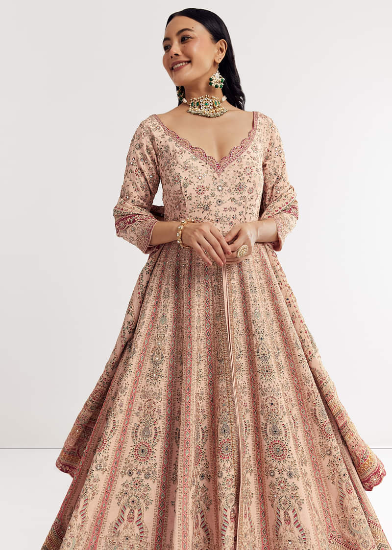 light-peach-printed-crepe-anarkali-sui-with-embroideryt-sg315437-1_6665c824-cde2-44af-88bc-3e9b2602698a.jpg