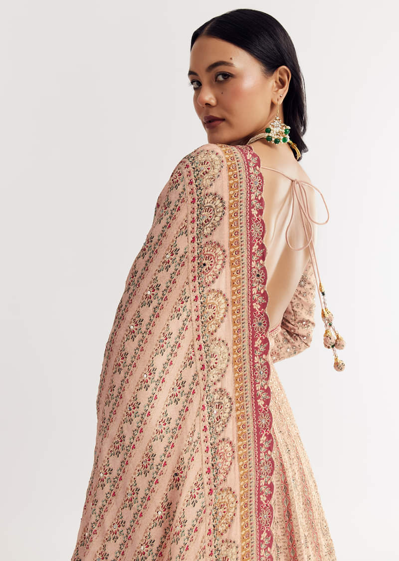 light-peach-printed-crepe-anarkali-sui-with-embroideryt-sg315437-4_28fcf935-ea45-4c6c-9c99-25de60b00242.jpg