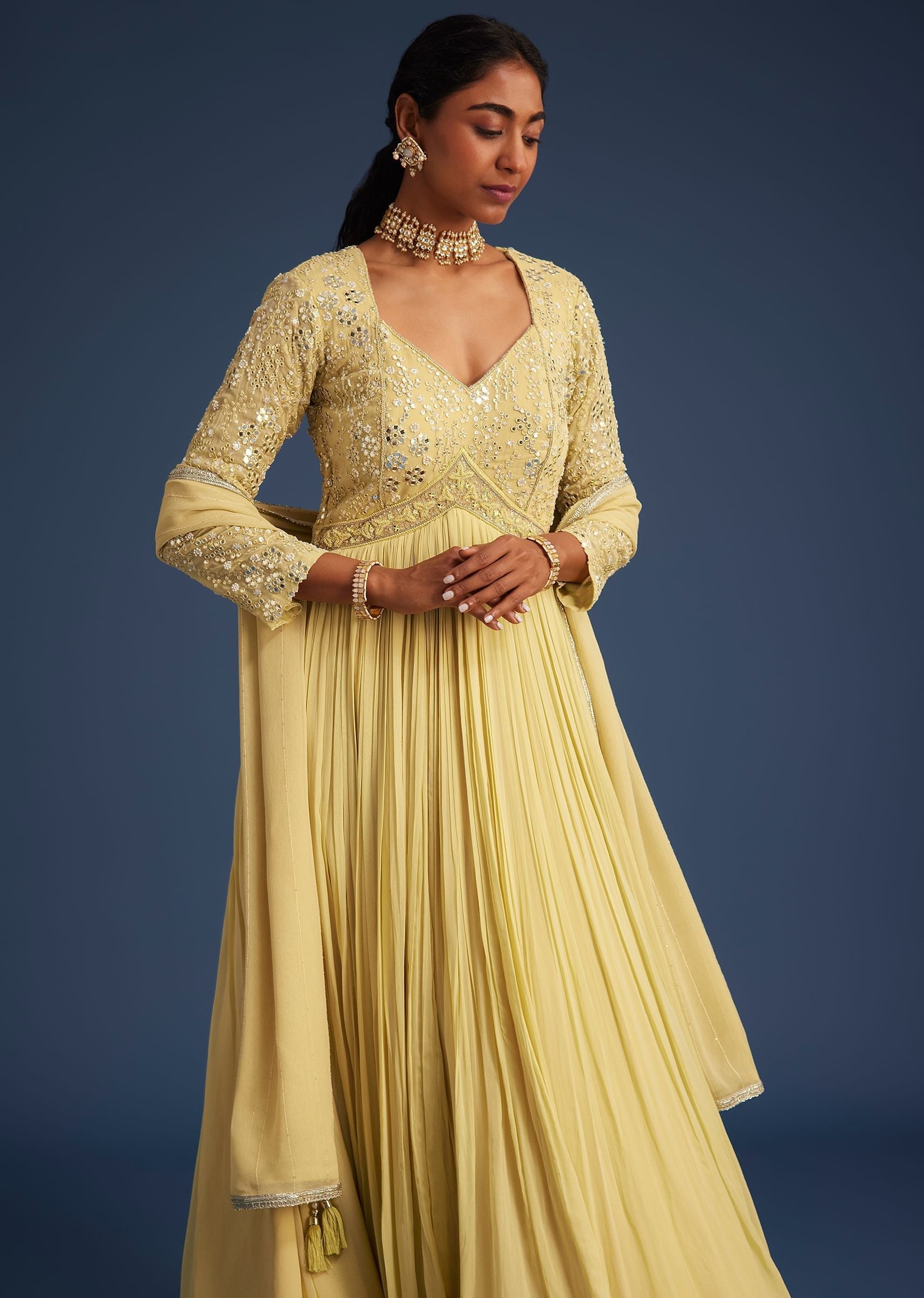 light-yellow-georgette-anarkali-with-mirror-and-sequin-work-sg300306-2_49971683-f17e-47e7-9a63-a8cf33640643.jpg