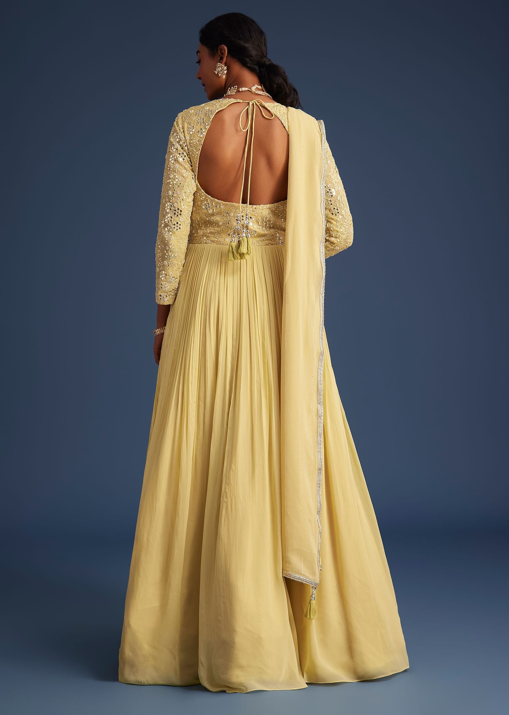 light-yellow-georgette-anarkali-with-mirror-and-sequin-work-sg300306-5_61f11417-b1ba-428e-a975-95bac6d88347.jpg