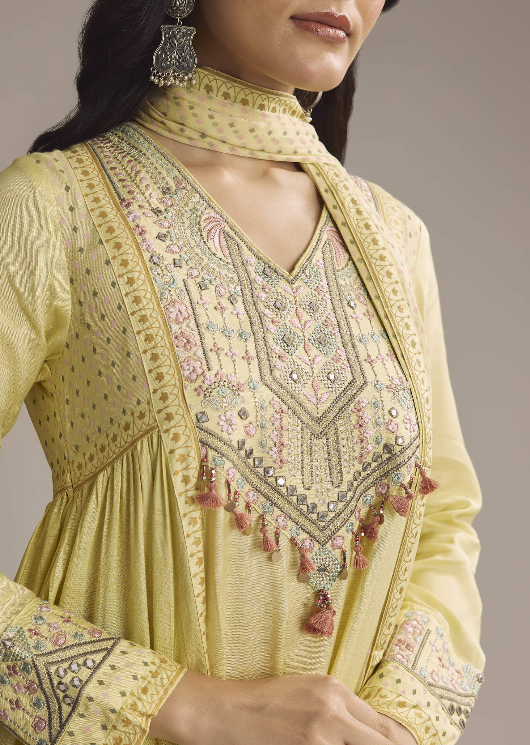 light-yellow-silk-printed-palazzo-suit-with-resham-work-sg339244-2.jpg