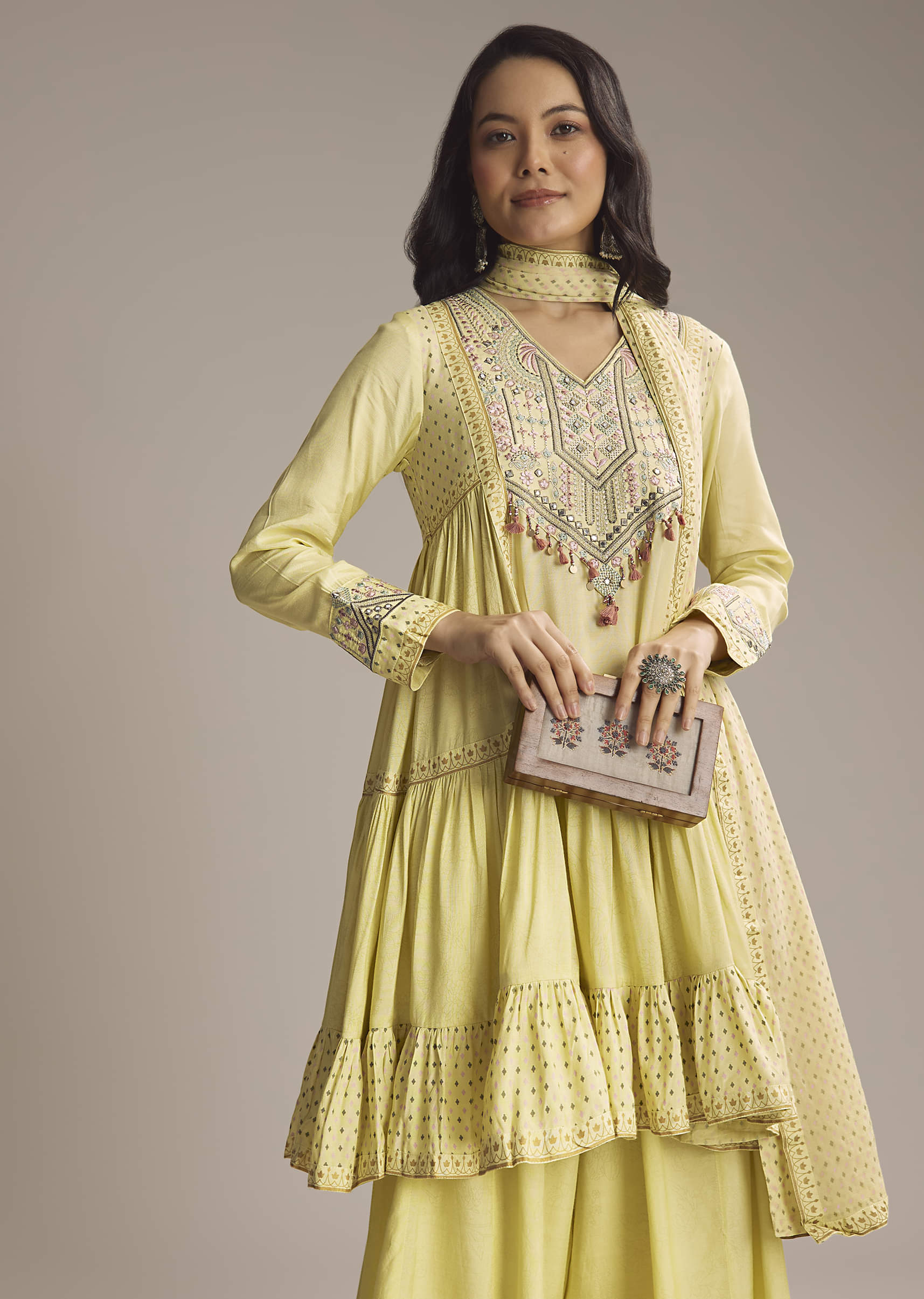 light-yellow-silk-printed-palazzo-suit-with-resham-work-sg339244-4.jpg