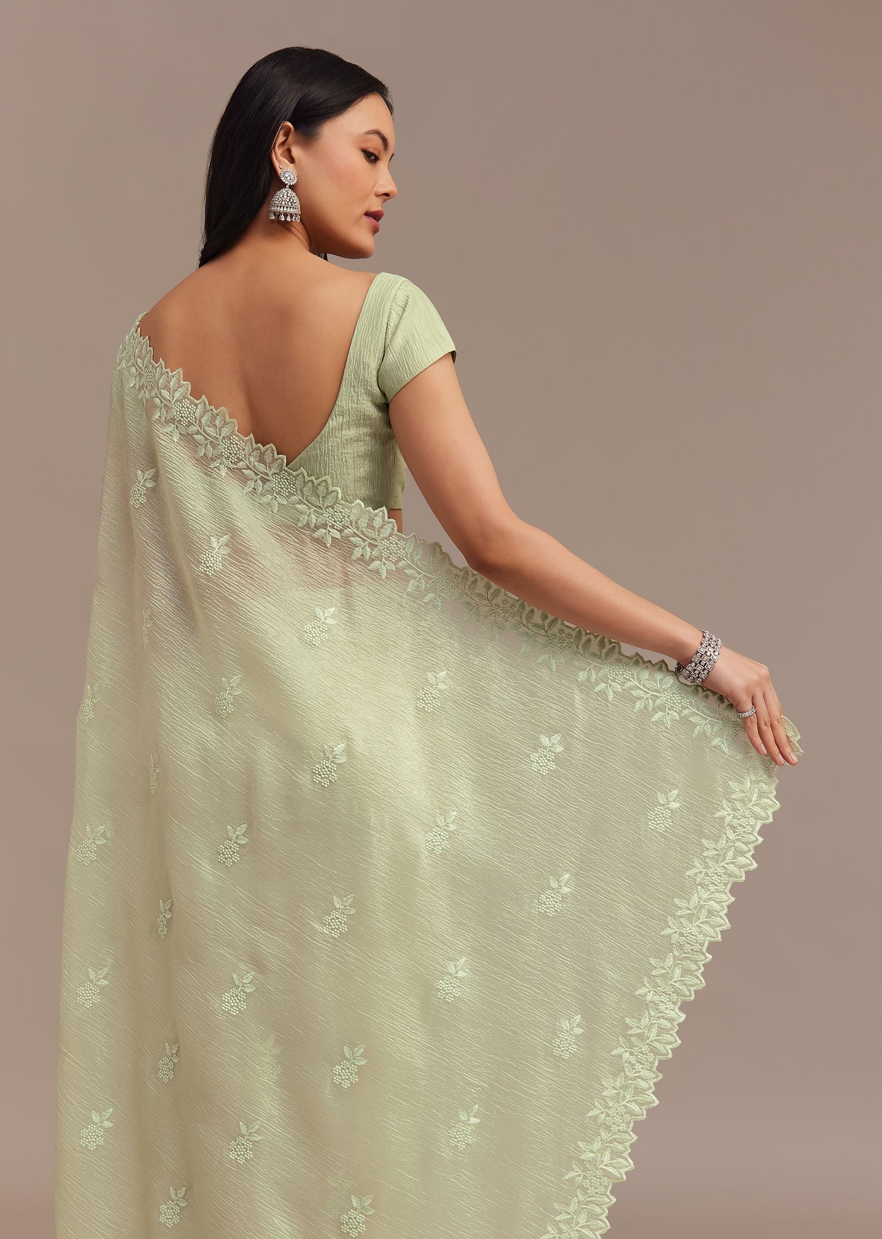 light_green_crushed_tissue_saree-sg275393-9_2_f22bd917-e428-4fa2-b23e-3f004fe1c106.jpg