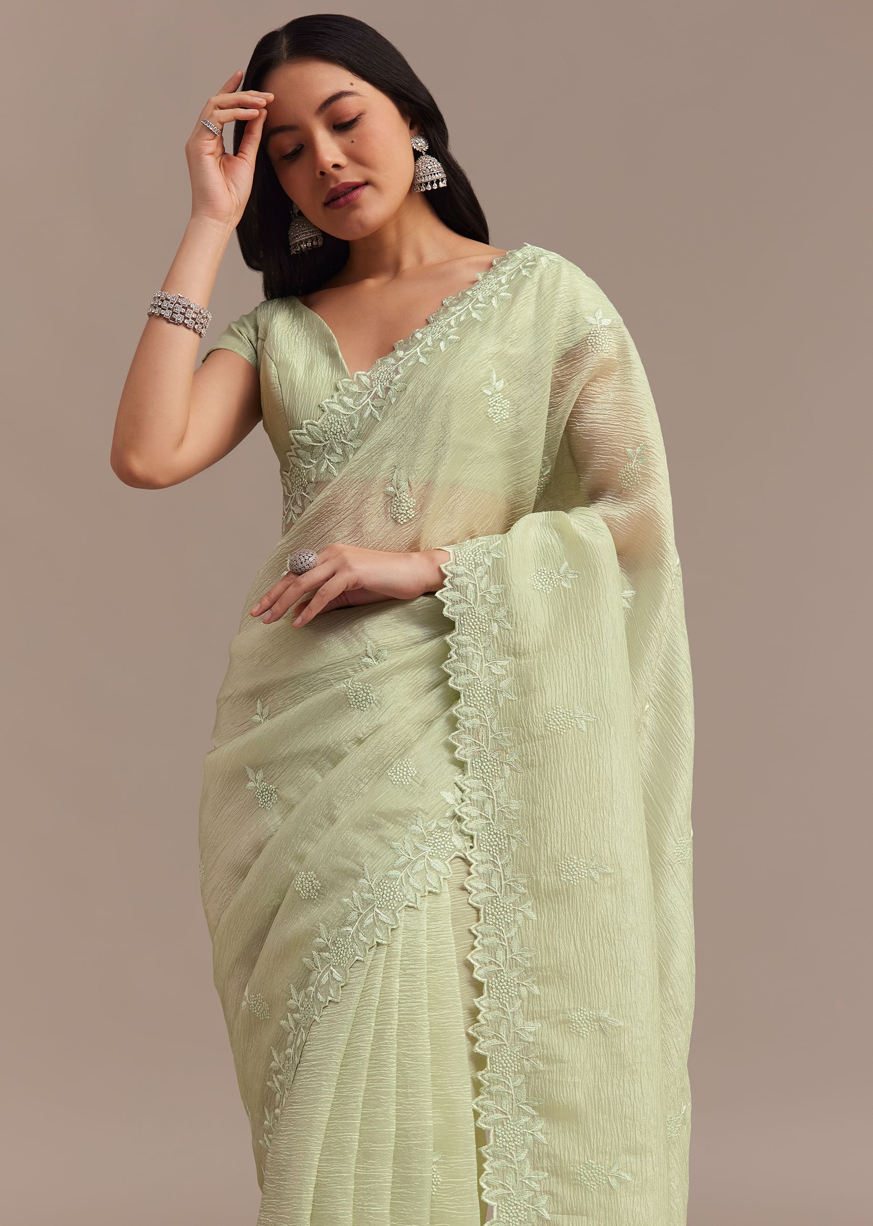 light_green_crushed_tissue_saree-sg275393-9_5_02b4efa7-a265-4c90-ba14-734efa2e931a.jpg
