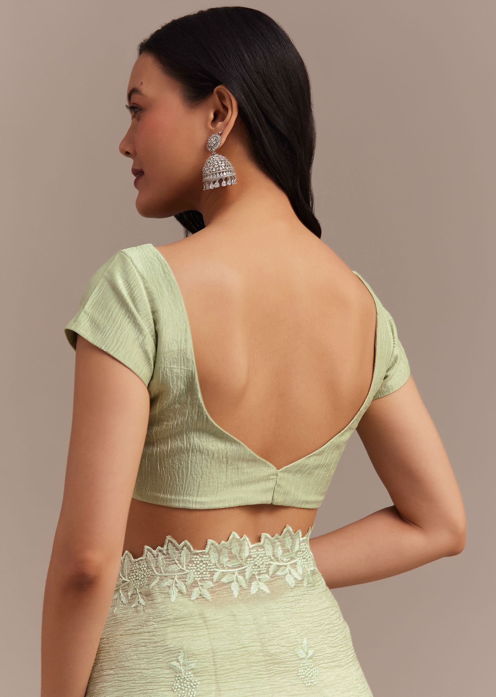 light_green_crushed_tissue_saree-sg275393-9_9_56c90fe1-2a1e-4799-b01a-1db7cd7b507a.jpg