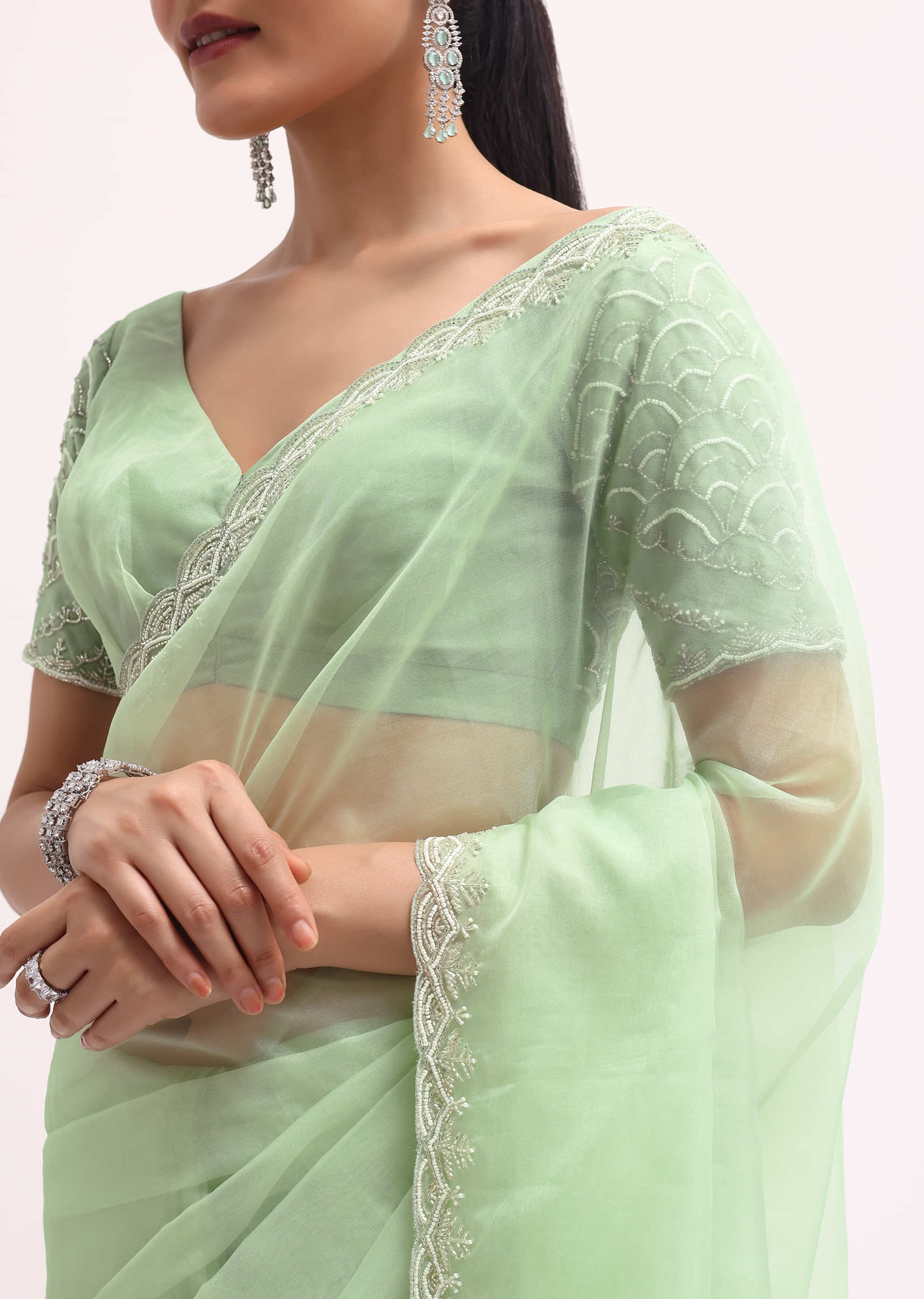 light_green_scallop_border_saree_with_unstitched_blouse-sg189433_6_917183c7-11bf-47aa-a4b6-1b9b71dfabfd.jpg