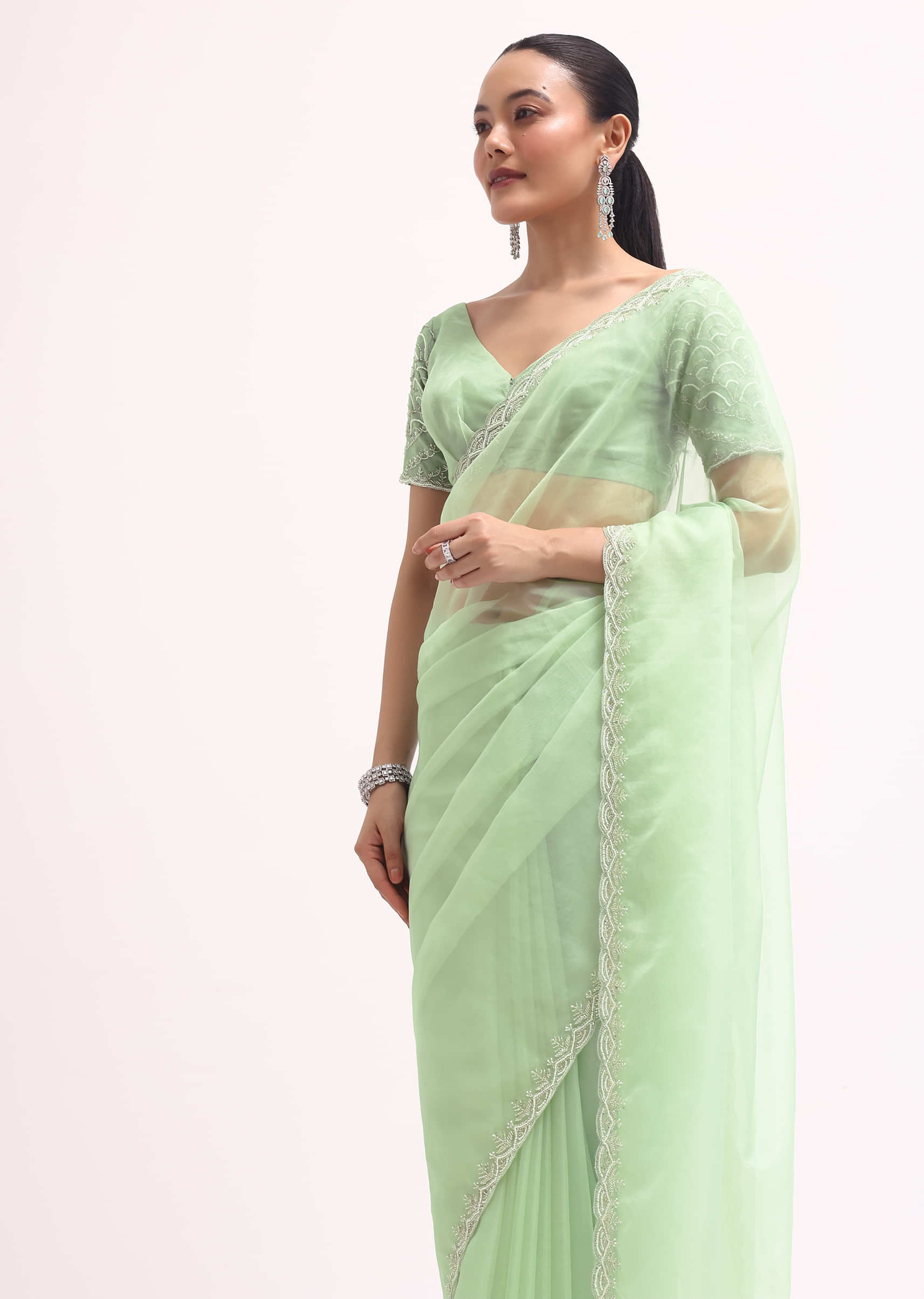 light_green_scallop_border_saree_with_unstitched_blouse-sg189433_7_66776010-ca01-4fff-a82a-28b649ece6ea.jpg