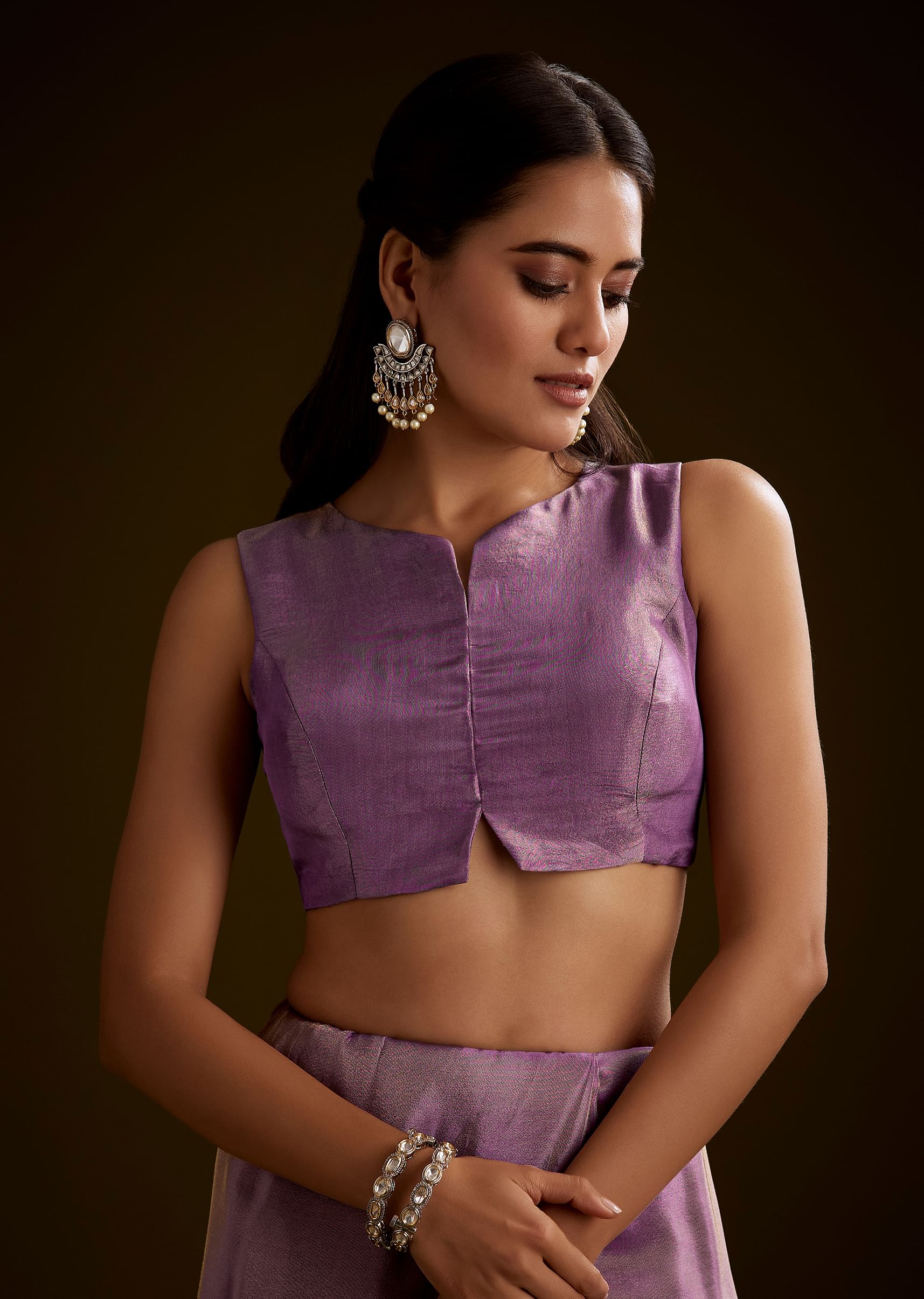 lilac-tissue-saree-with-cutdana-embroidery-and-scallop-border-sg309813-7_f7506a14-b18c-43e9-9164-26dc00de98c5.jpg