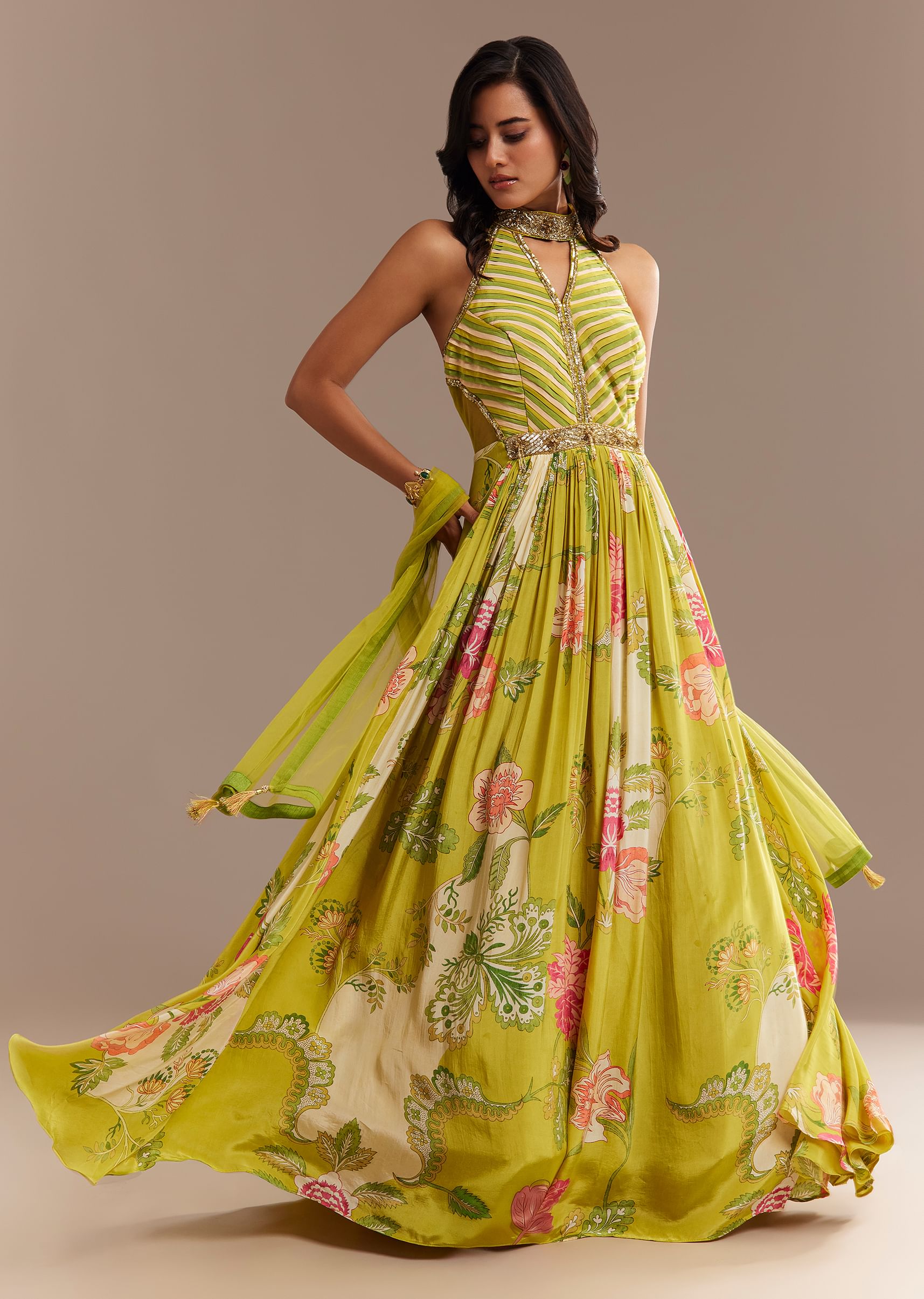 lime-green-floral-printed-gown-set-sg293060-3_a702463f-3de7-4d8f-aec9-fb160db1114b.jpg