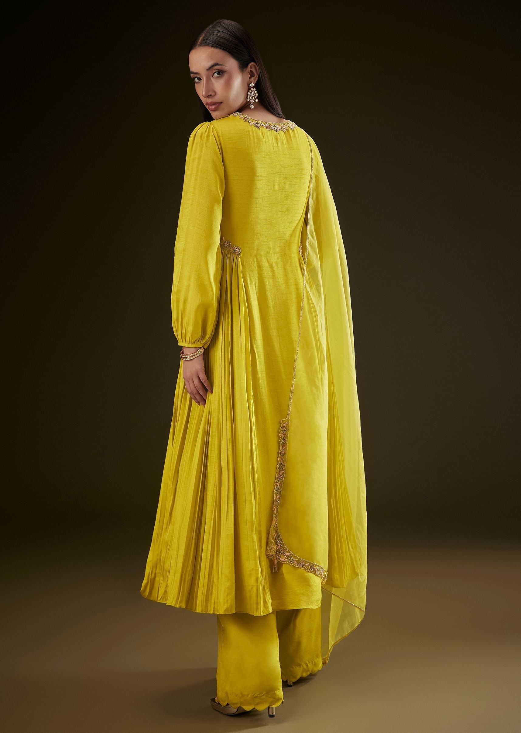 lime-yellow-kurta-with-ruching-and-handwork-sg300872-2_1222c938-76a5-4d38-9282-089b8ab58d0e.jpg