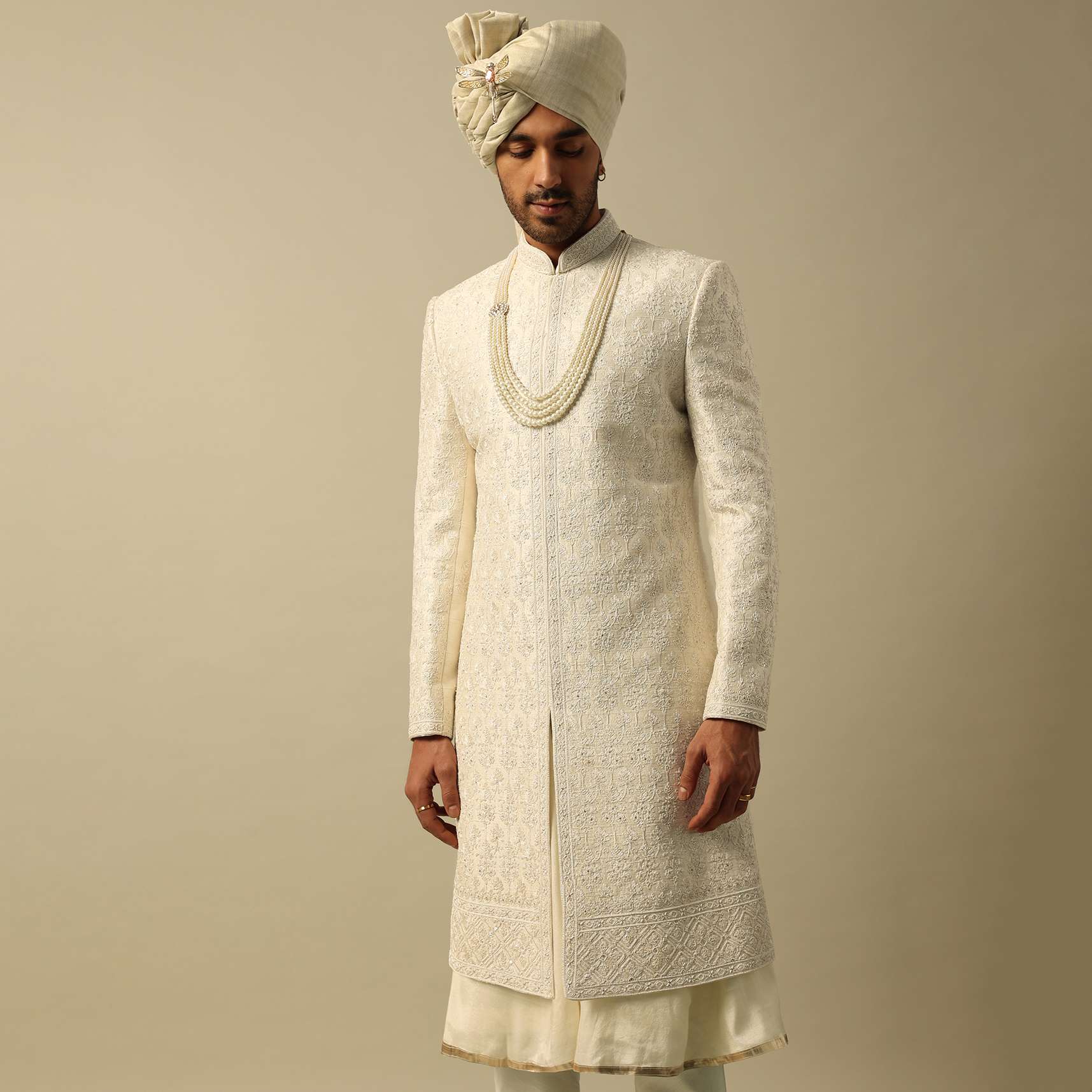 luxurious_white_raw_silk_sherwani_-sg195208_5_ebbeae2d-a171-4b2f-ab1e-7e13978b8f57.jpg